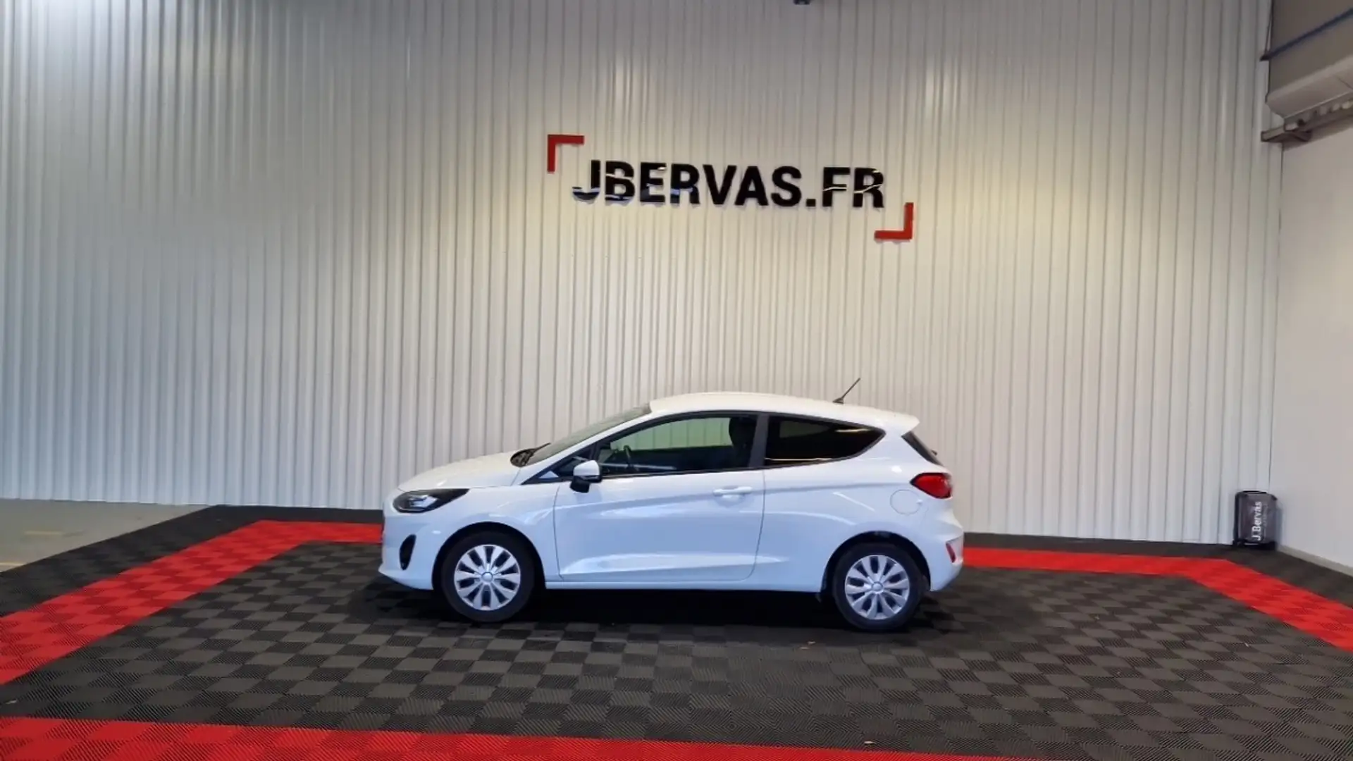 Ford Fiesta AFFAIRES 1.0 ECOBOOST FLEXIFUEL 95 CH SS BVM6 TREND Blanc - 2
