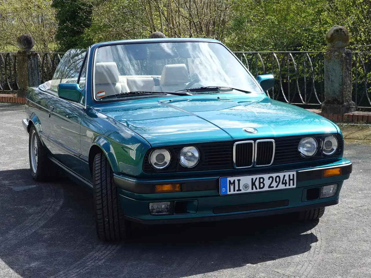 BMW 320i, foto 9