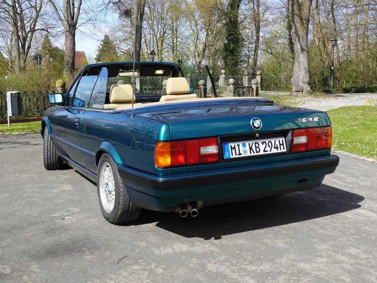 BMW 320i, foto 5
