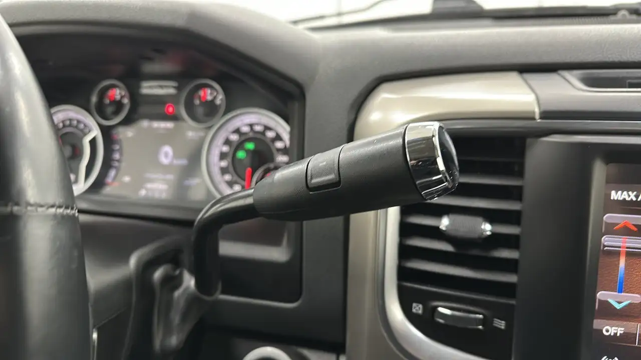 RAM 2500 снимка RAM 2500