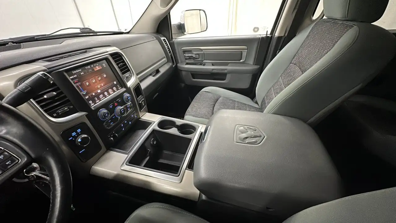 RAM 2500 снимка RAM 2500