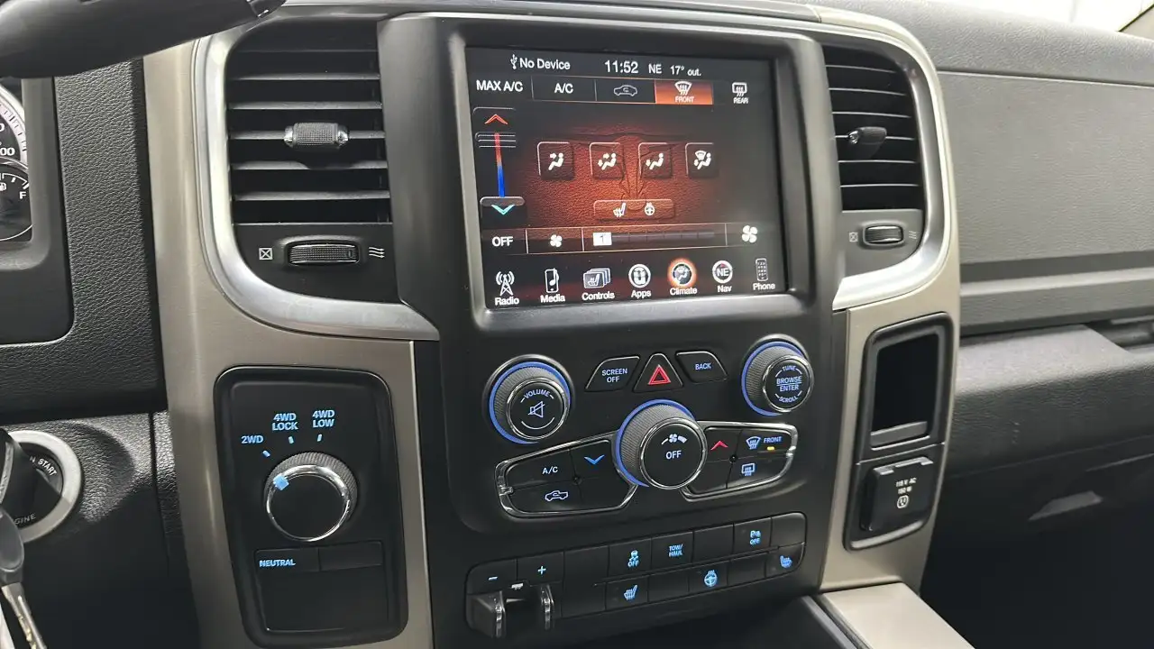 RAM 2500 снимка RAM 2500