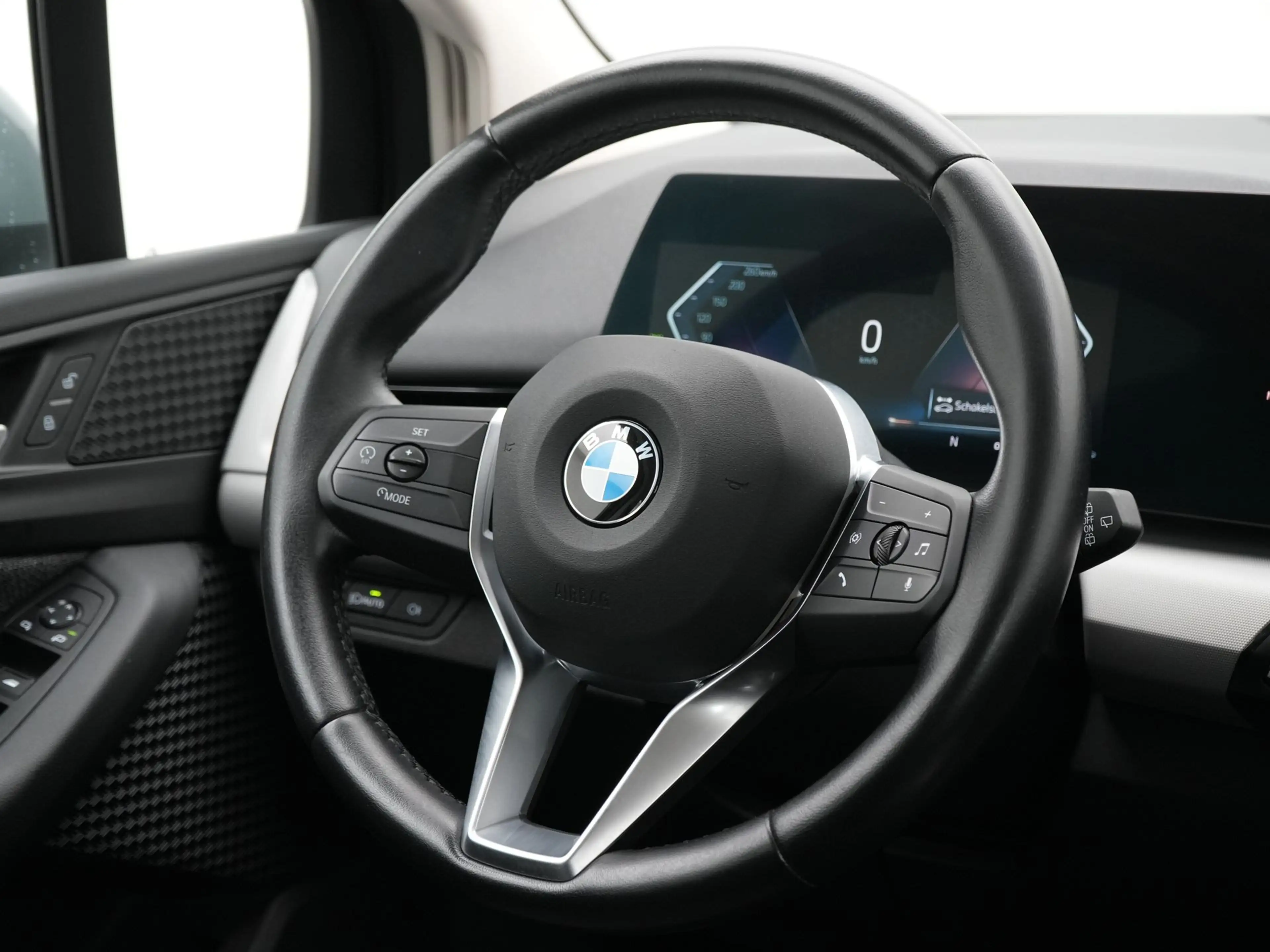 BMW 220 2 Serie 220i Active Tourer — photo 2