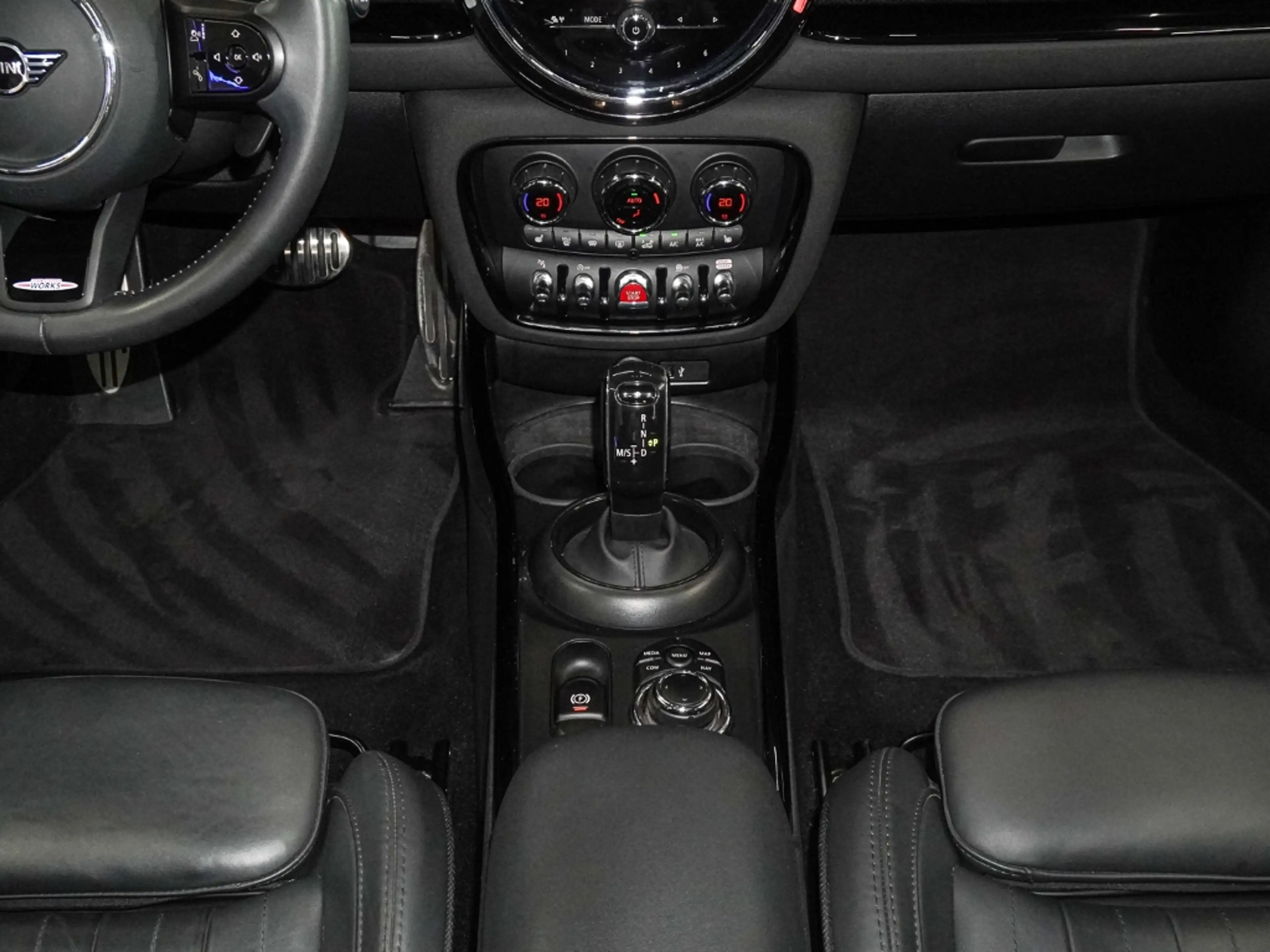 MINI John Cooper Works Clubman All4 Trim Digitales Cockpit Soundsystem HarmanKard — photo 14