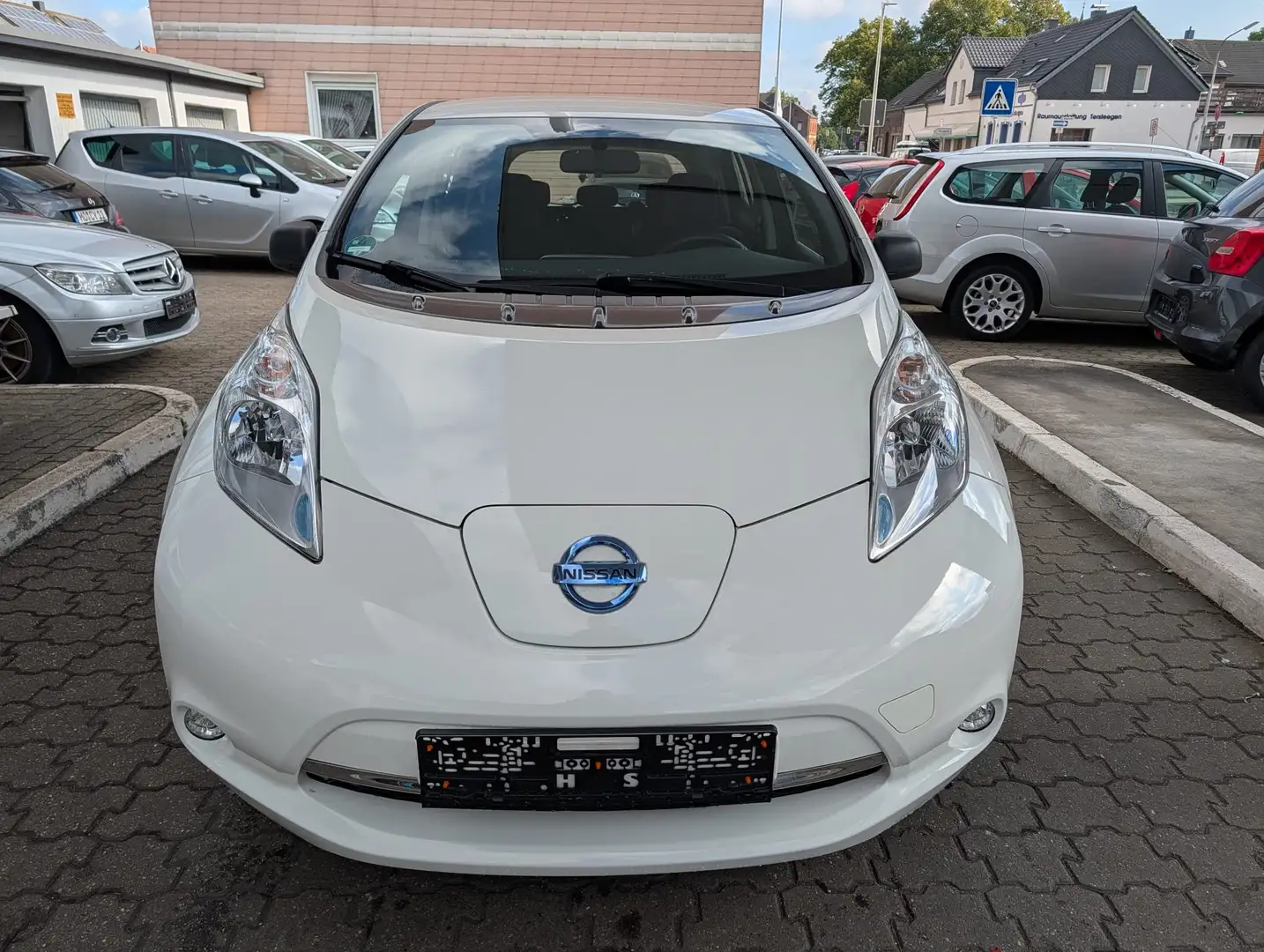 Nissan Leaf Leaf 24 kWh (mit Batterie) Visia, Sehr gepflegt Weiß - 2