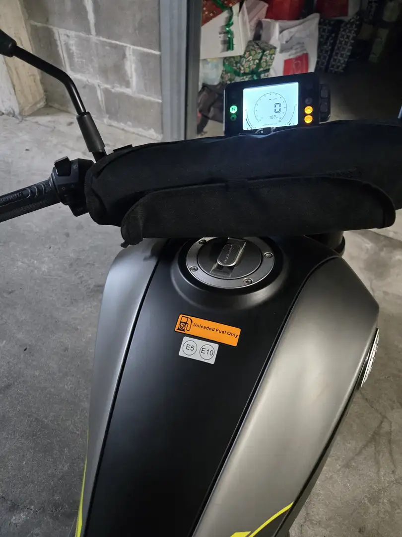 Benelli Leoncino Negru - 2