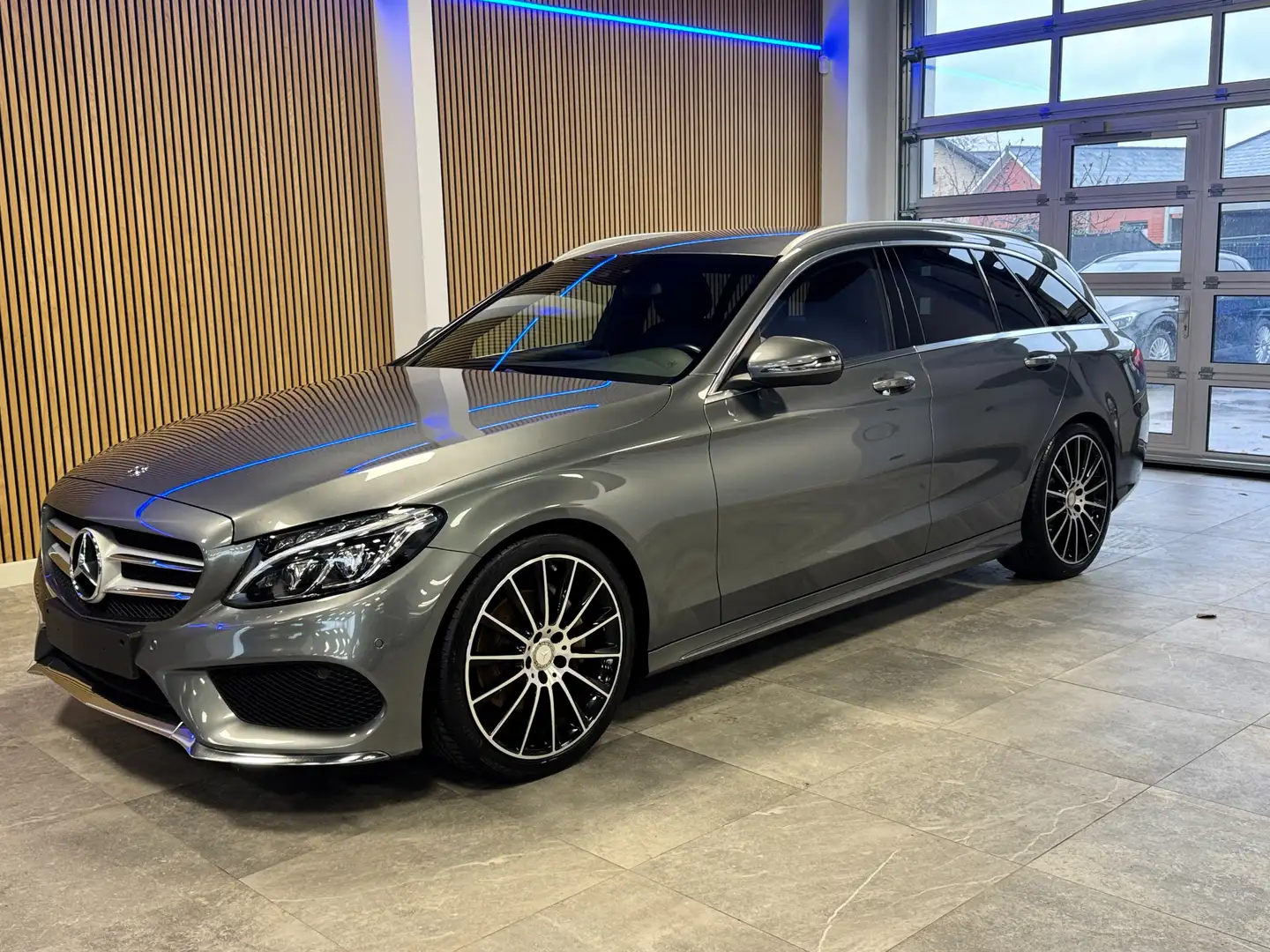 Mercedes-Benz C 180 C 180 T 9G-TRONIC AMG Airmatic-Burmester-Camera Gris - 1