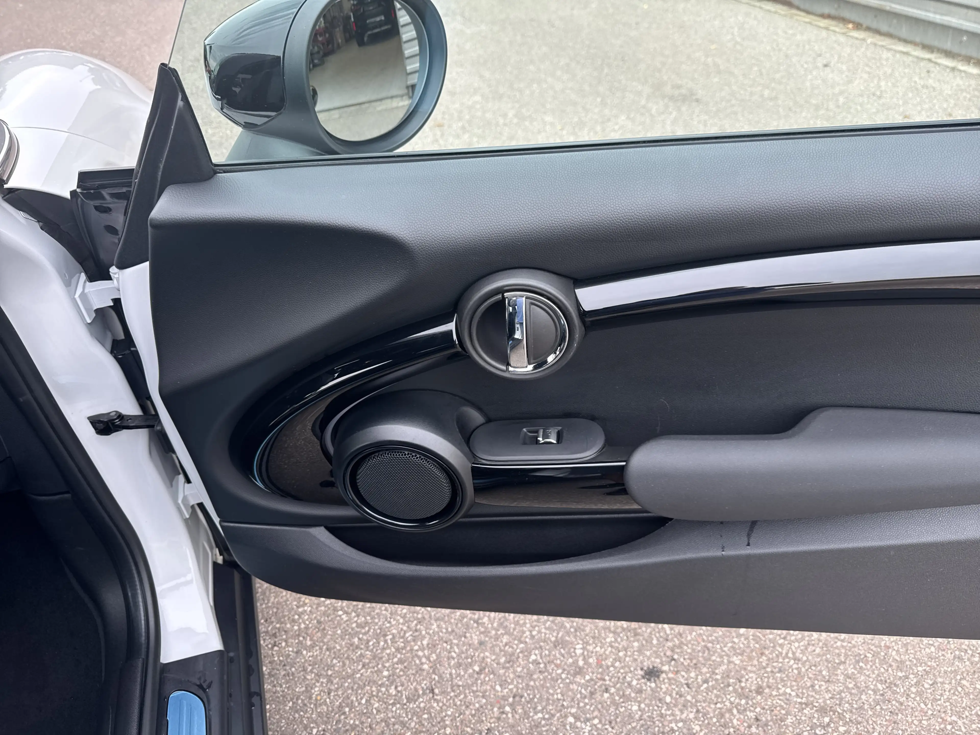 MINI Cooper SE SHZ LED PDC — photo 13