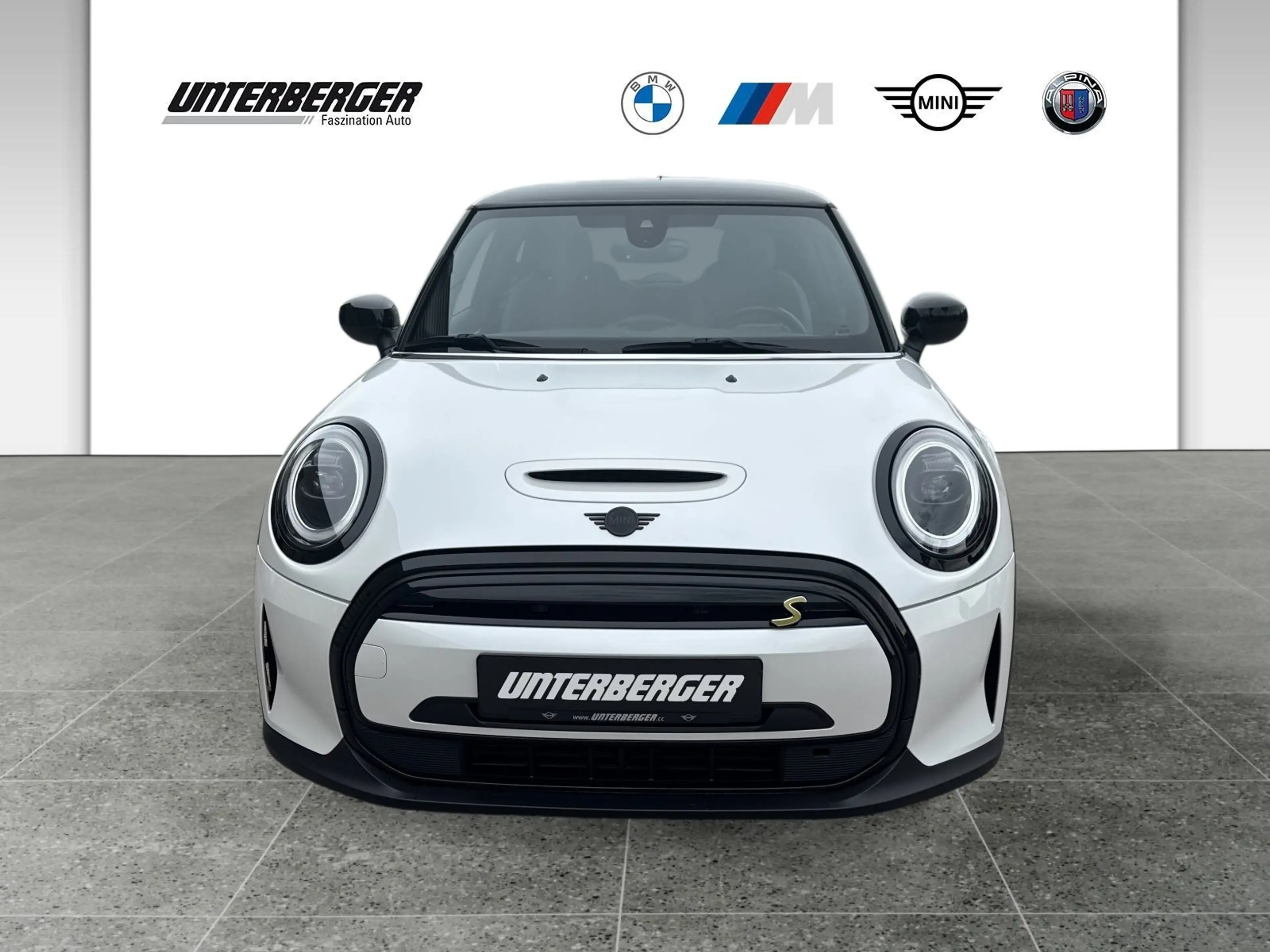 MINI Cooper SE SHZ LED PDC — photo 2