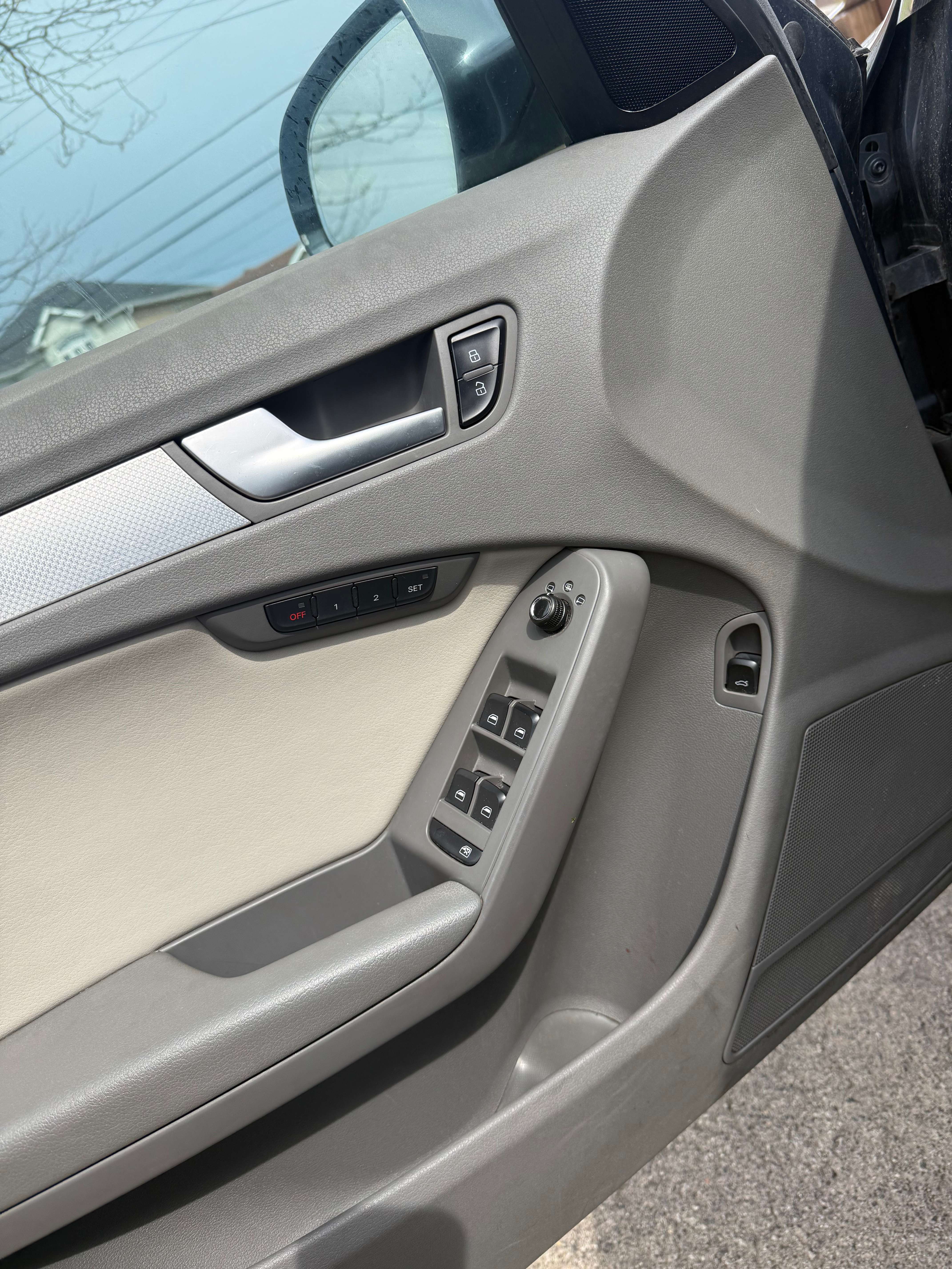 2010 Audi A4 Premium Quattro thumb 13