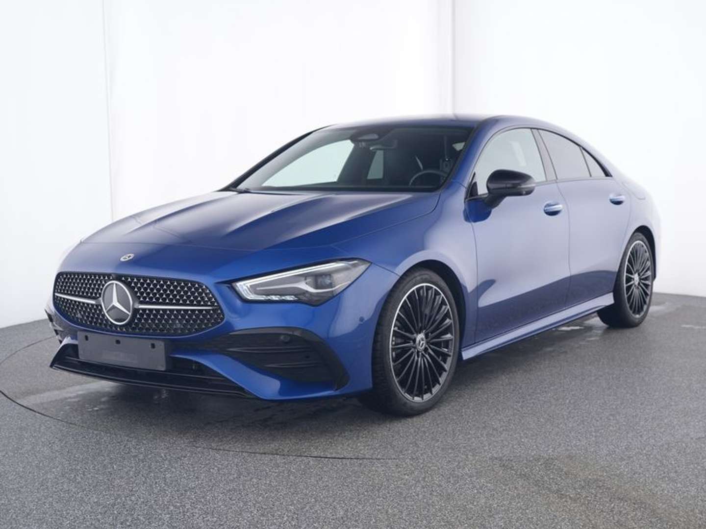Mercedes CLA 200 Coupé 200 AMG Line -  - Joinsteer - #1