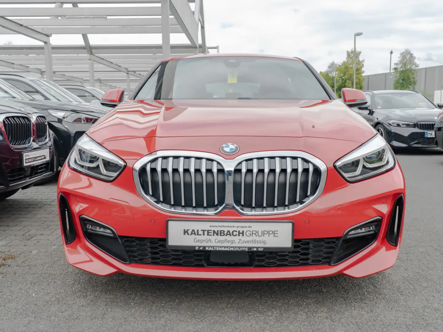 BMW 120 i M-Sport LED NAVI KAMERA SHZ PDC KLIMA Rot - 2
