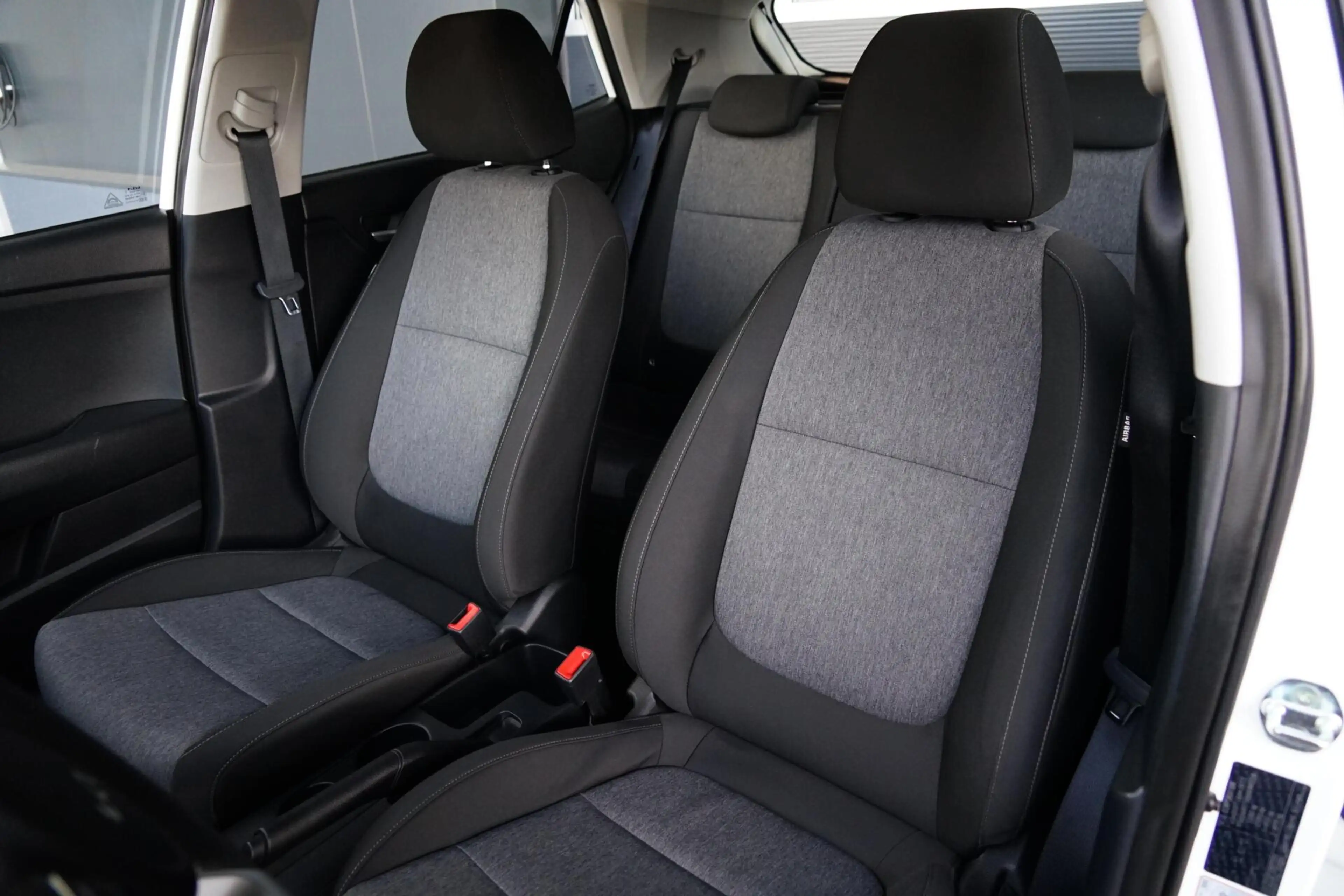 Kia Stonic 1.0 T-GDi MHEV ComfortLine, NL, 1e eig. CarPlay — photo 4