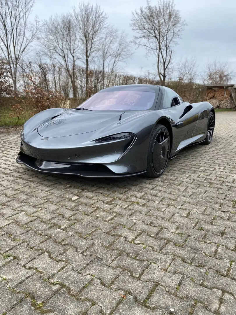 McLaren Speedtail - 2