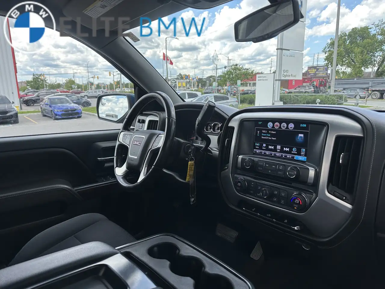 GMC Sierra 1500 fotografie GMC Sierra 1500