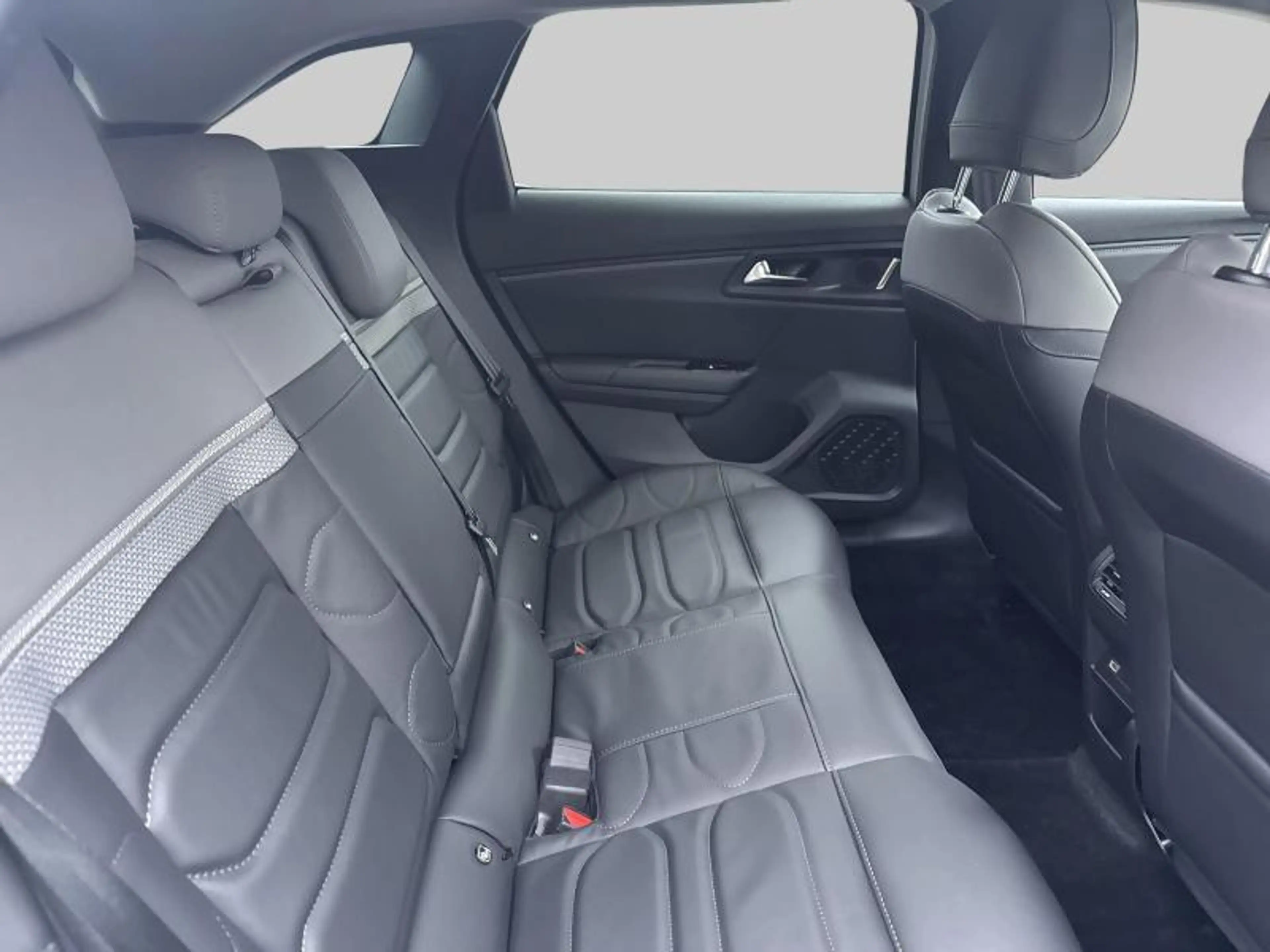 Citroen C5 X Shine — photo 10
