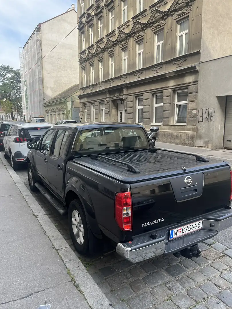 Nissan Navara Double Cab LE 2,5 4x4 Aut. DPF - 2