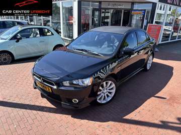 Sports Sedan 1.8 Instyle automaat leer airco navi