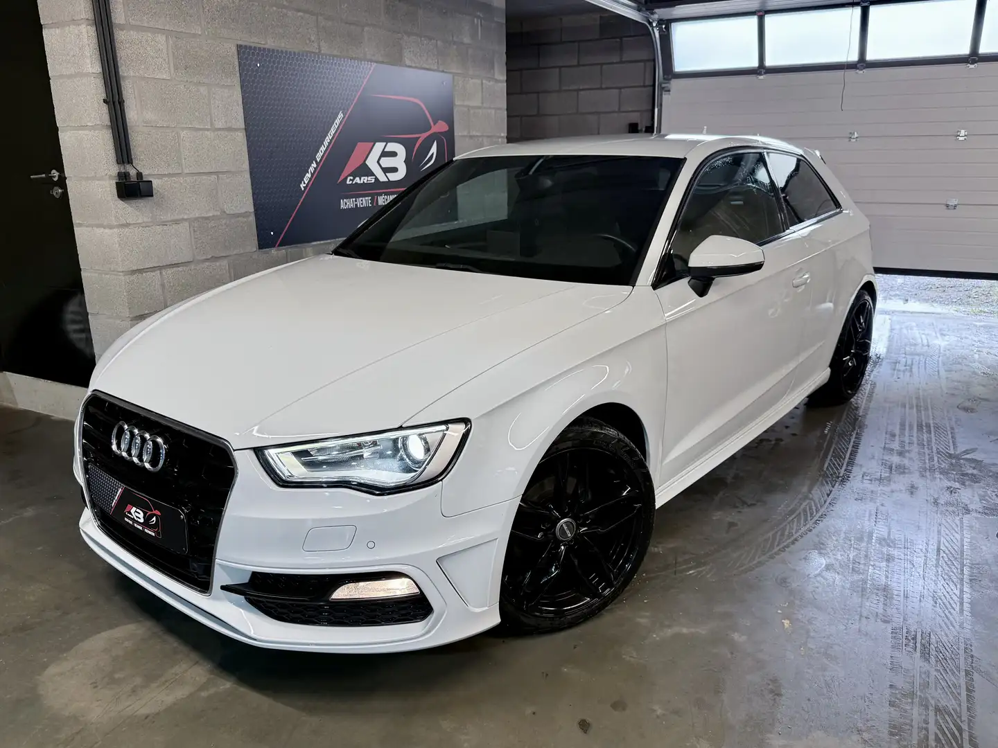 Audi A3 Audi A3 8V 2014 • 110.000 Kms • S-LINE • 1.2 Blanco - 1