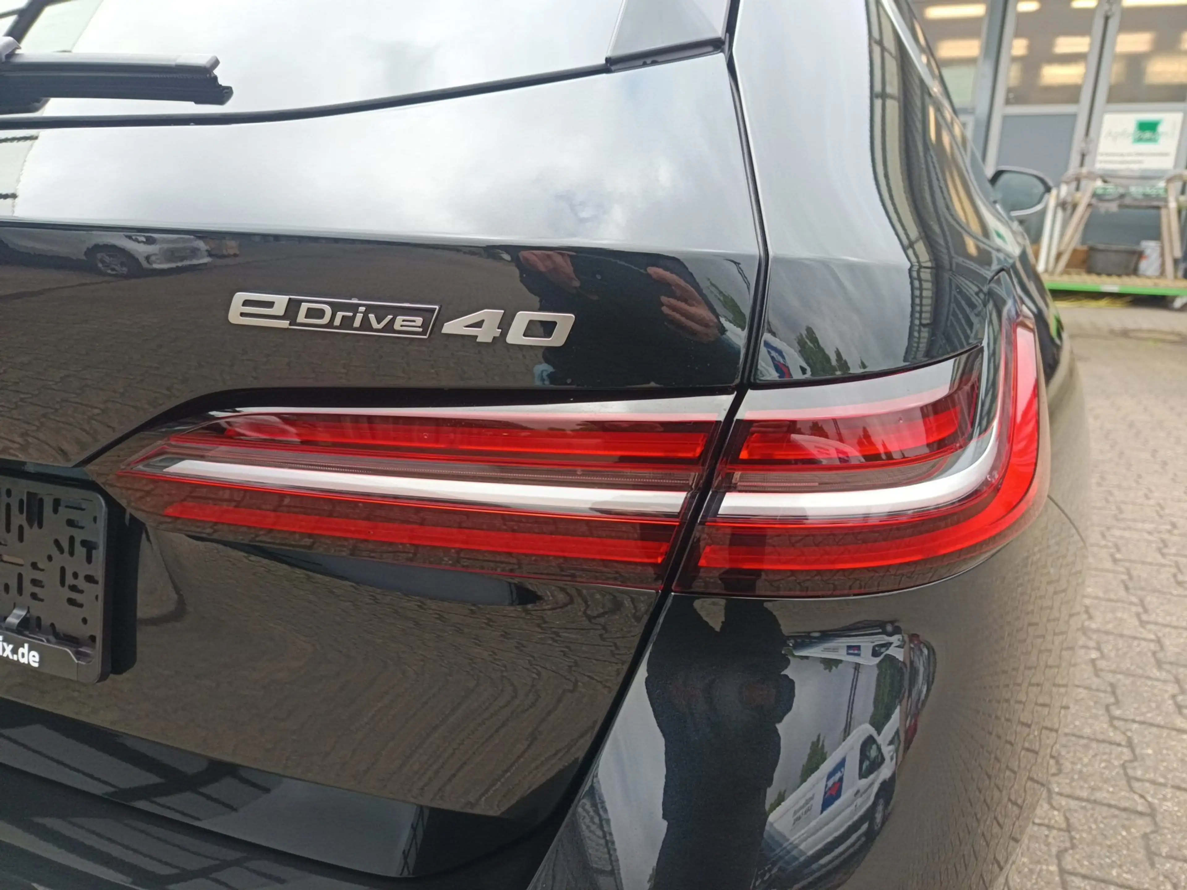 BMW i5 eDrive40 HARMAN/KARDON+19"LM+SSV+LED ADAPTIV+DRIVI — photo 11