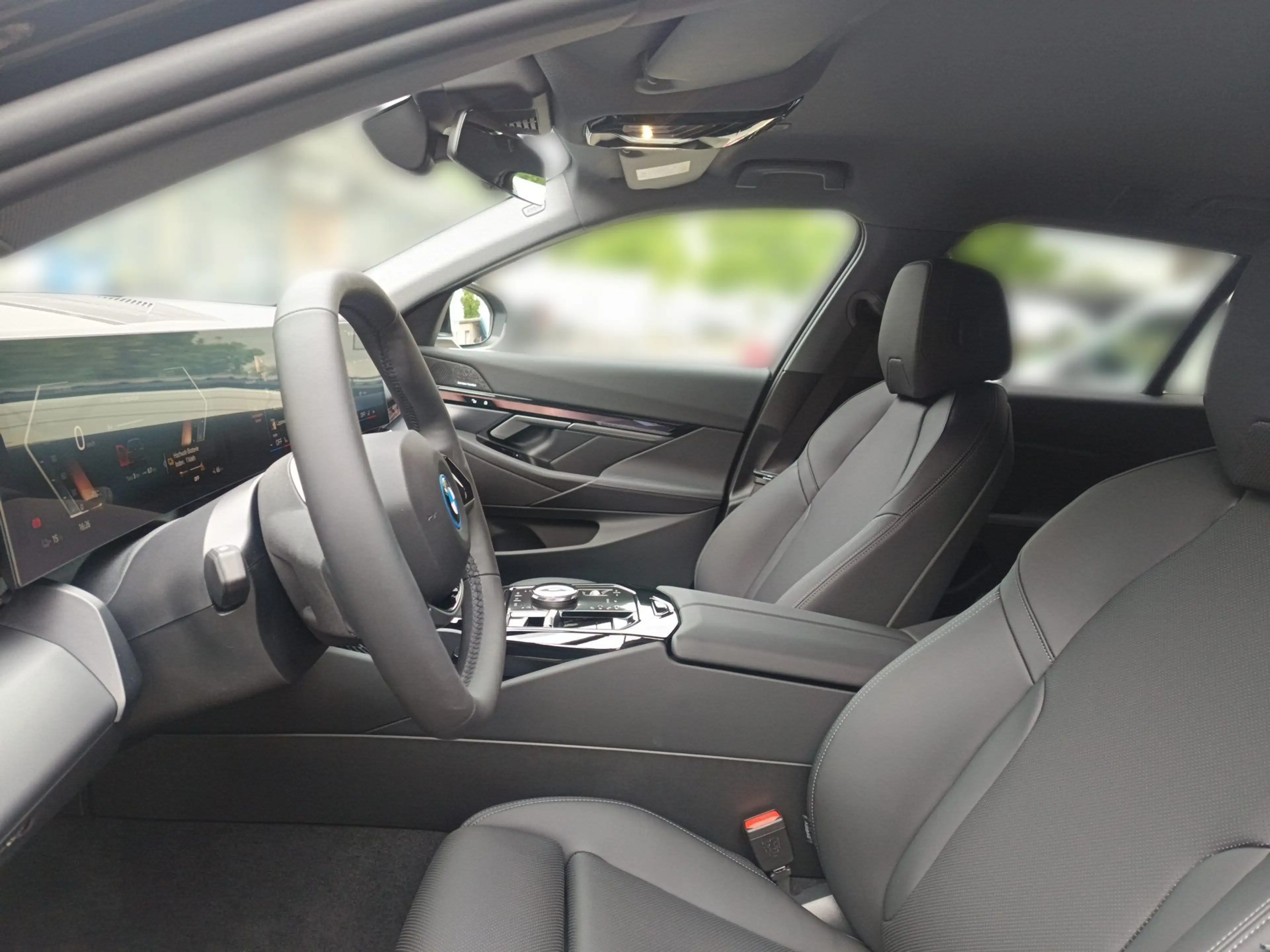 BMW i5 eDrive40 HARMAN/KARDON+19"LM+SSV+LED ADAPTIV+DRIVI — photo 13