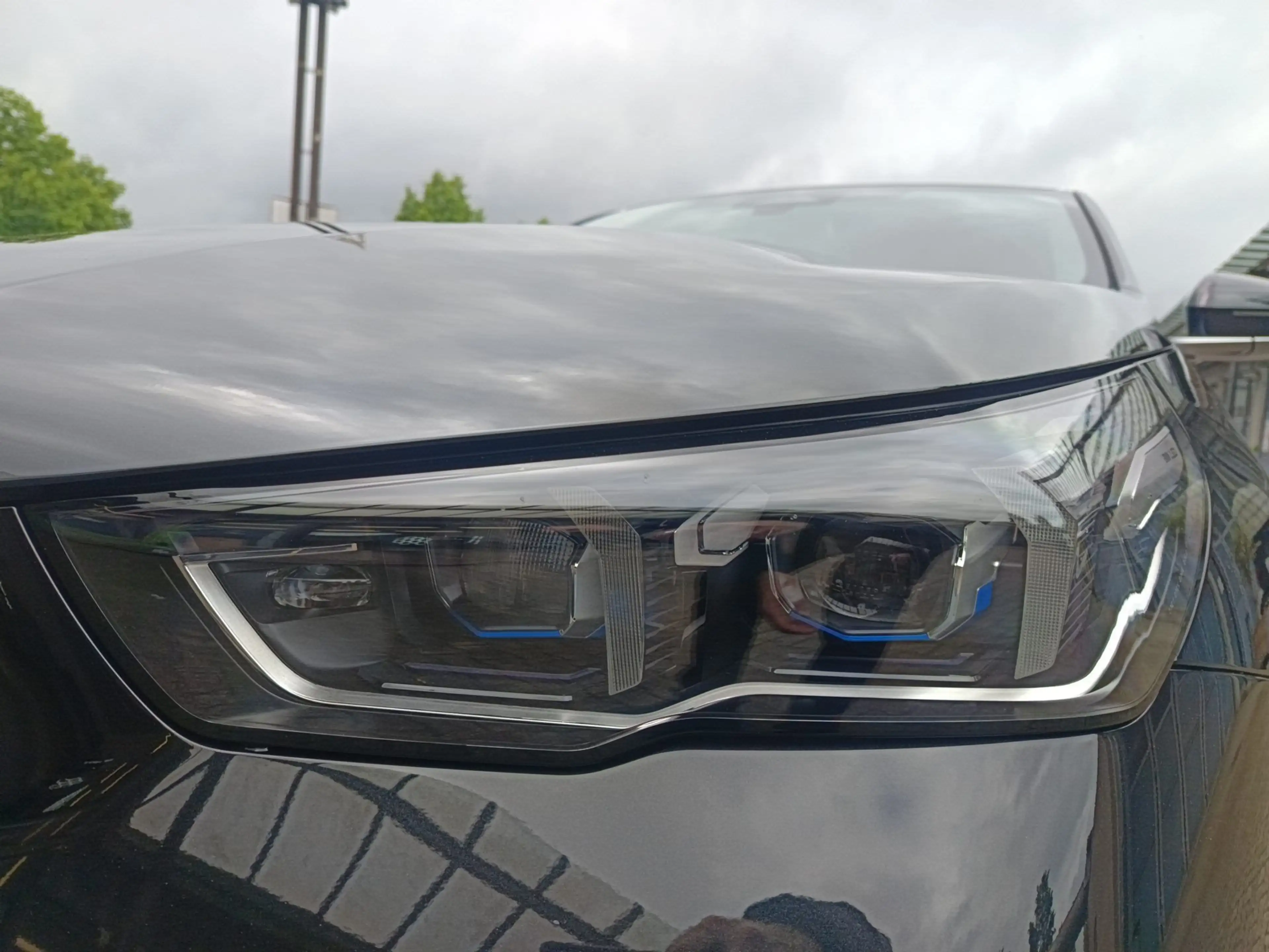 BMW i5 eDrive40 HARMAN/KARDON+19"LM+SSV+LED ADAPTIV+DRIVI — photo 8