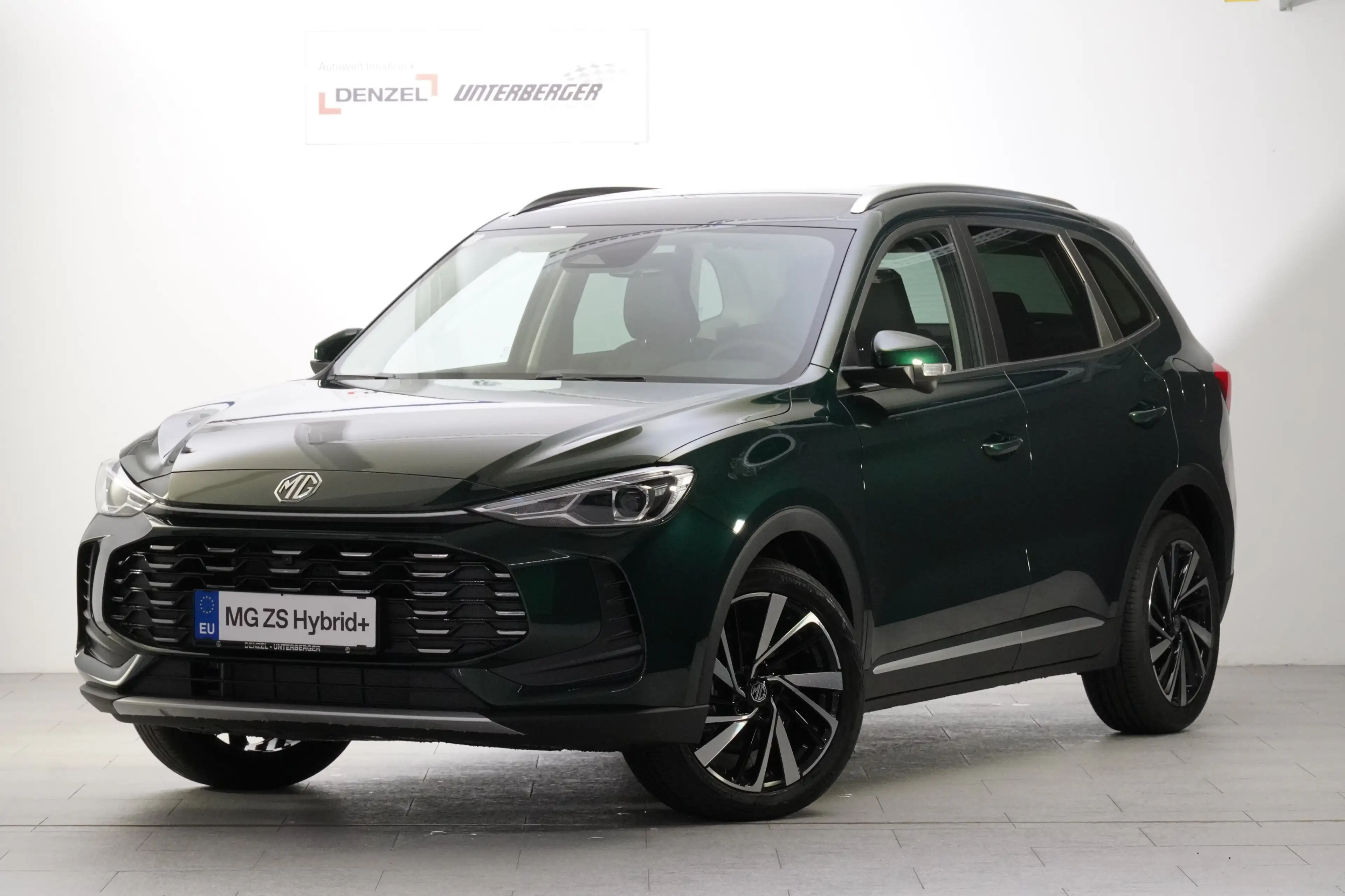 MG ZS HEV Luxury GRATIS Winterreifen ab €25.990 — photo 2