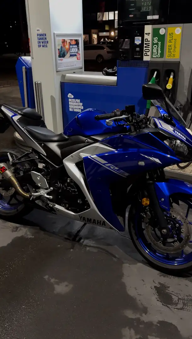 Yamaha YZF-R3 Blauw - 2