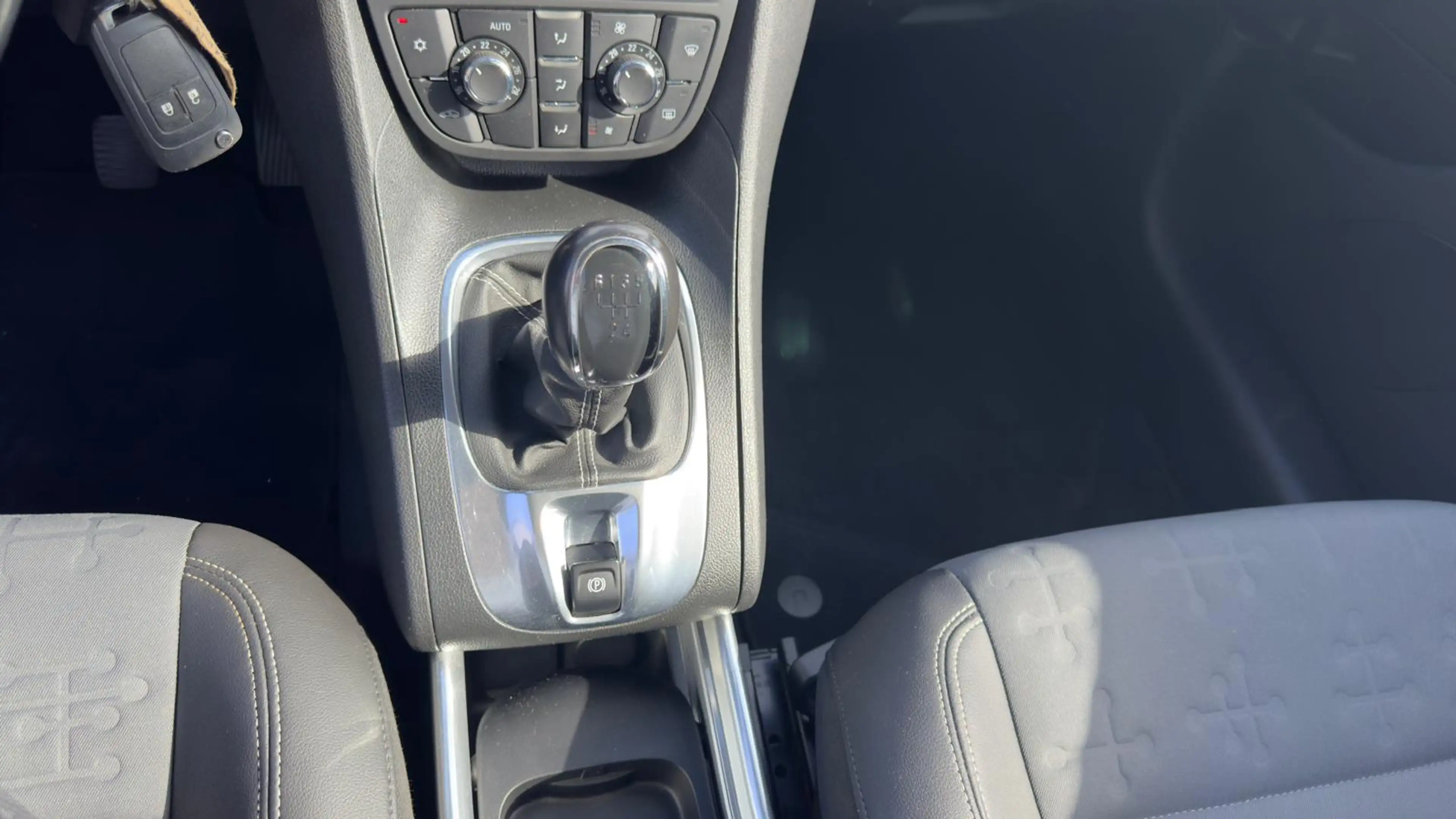 Opel Meriva Cosmo 1.4 Turbo | Dealer onderhouden | Trekhaak | — photo 21