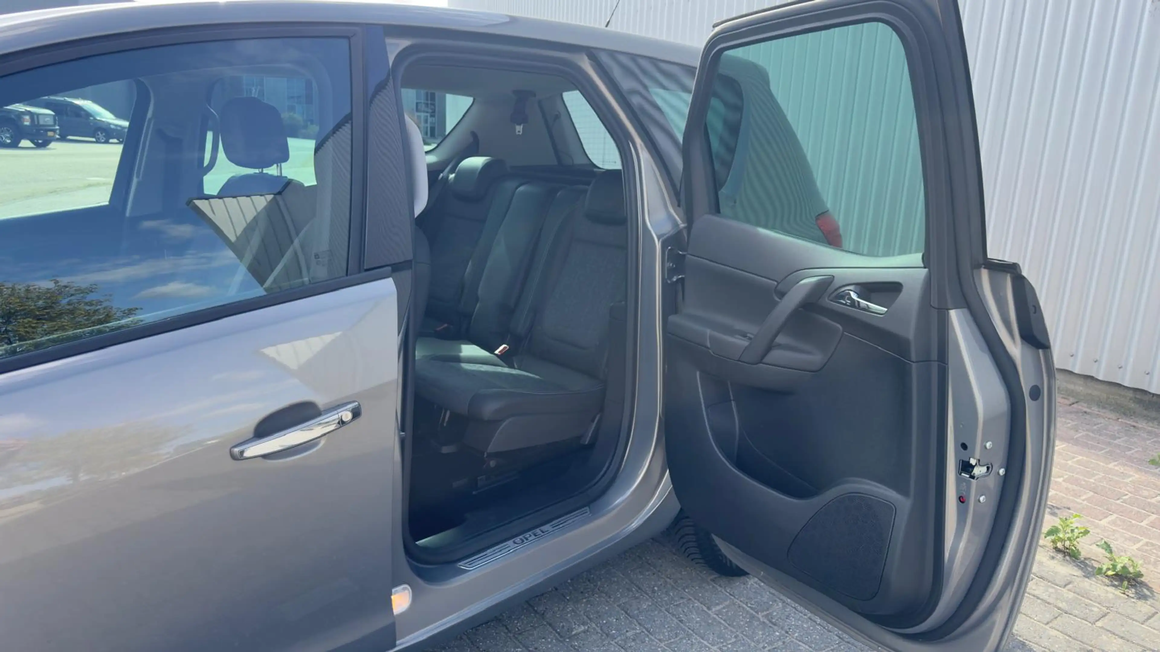 Opel Meriva Cosmo 1.4 Turbo | Dealer onderhouden | Trekhaak | — photo 13