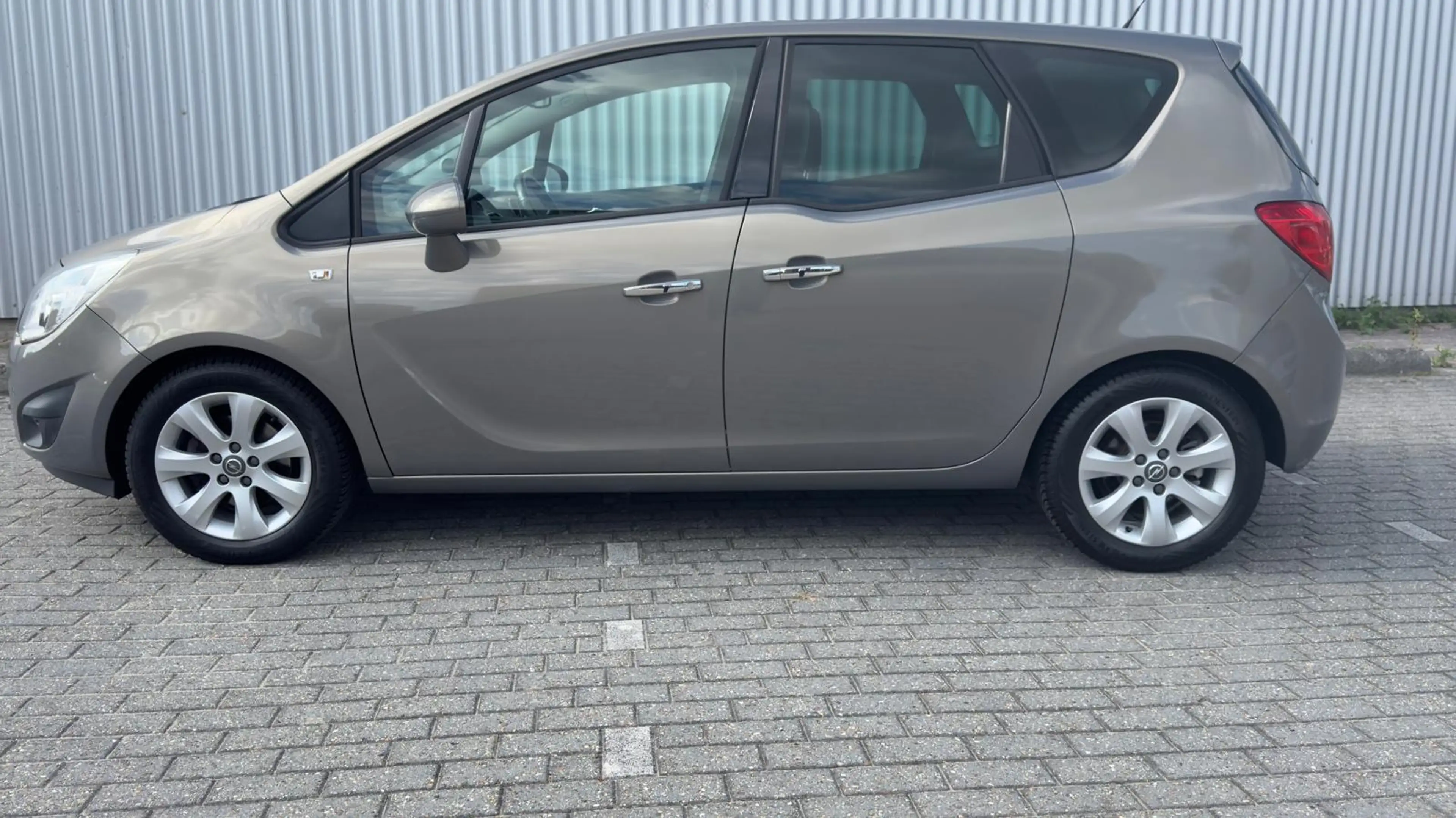 Opel Meriva Cosmo 1.4 Turbo | Dealer onderhouden | Trekhaak | — photo 2