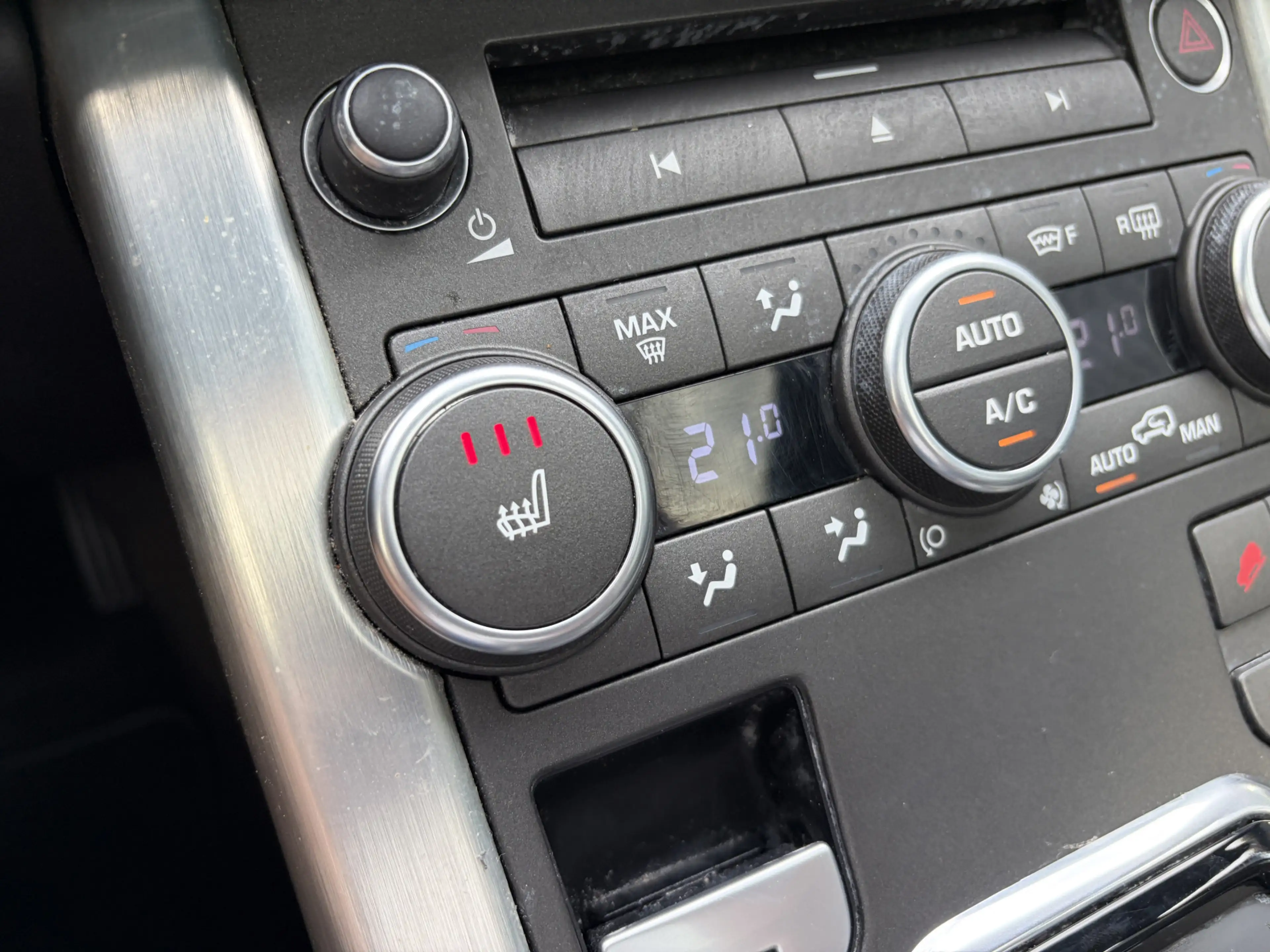 Land Rover Range Rover Evoque 2.0 Si4 HSE Dynamic / AUTOMAAT / NAVI / PANORAMADA — photo 12