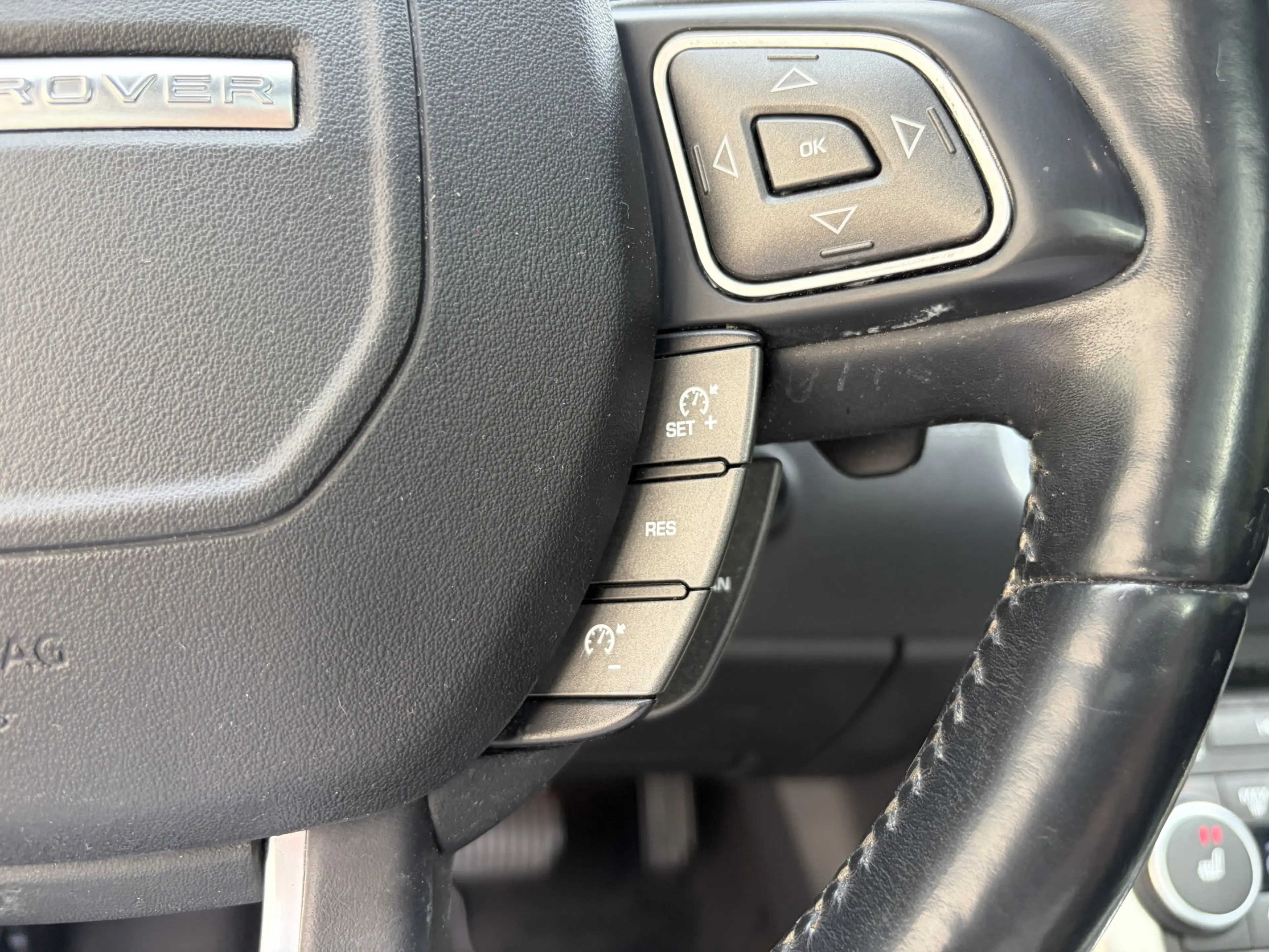 Land Rover Range Rover Evoque 2.0 Si4 HSE Dynamic / AUTOMAAT / NAVI / PANORAMADA — photo 16