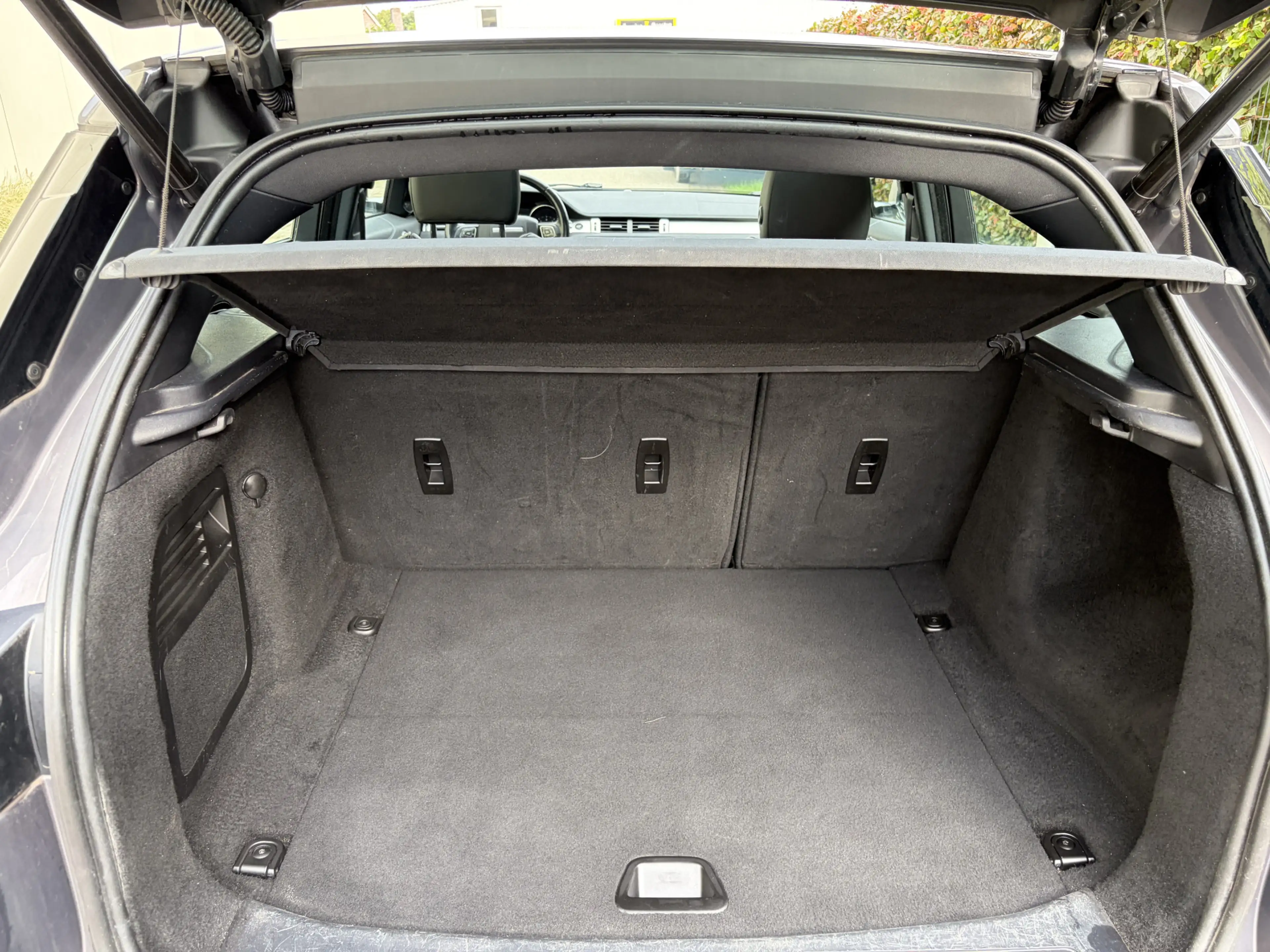 Land Rover Range Rover Evoque 2.0 Si4 HSE Dynamic / AUTOMAAT / NAVI / PANORAMADA — photo 23