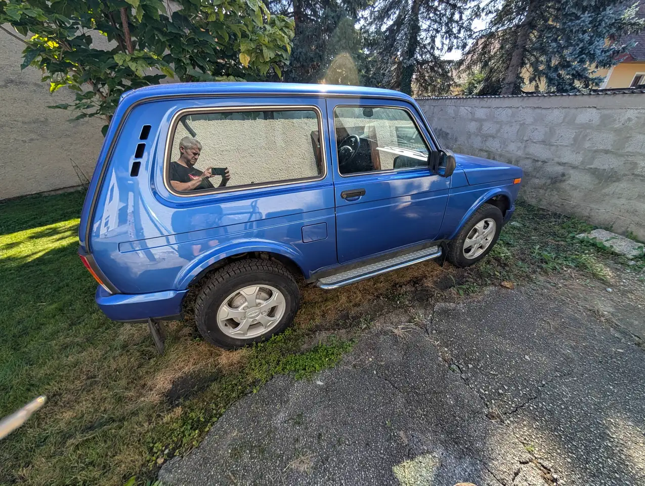 Lada Taiga