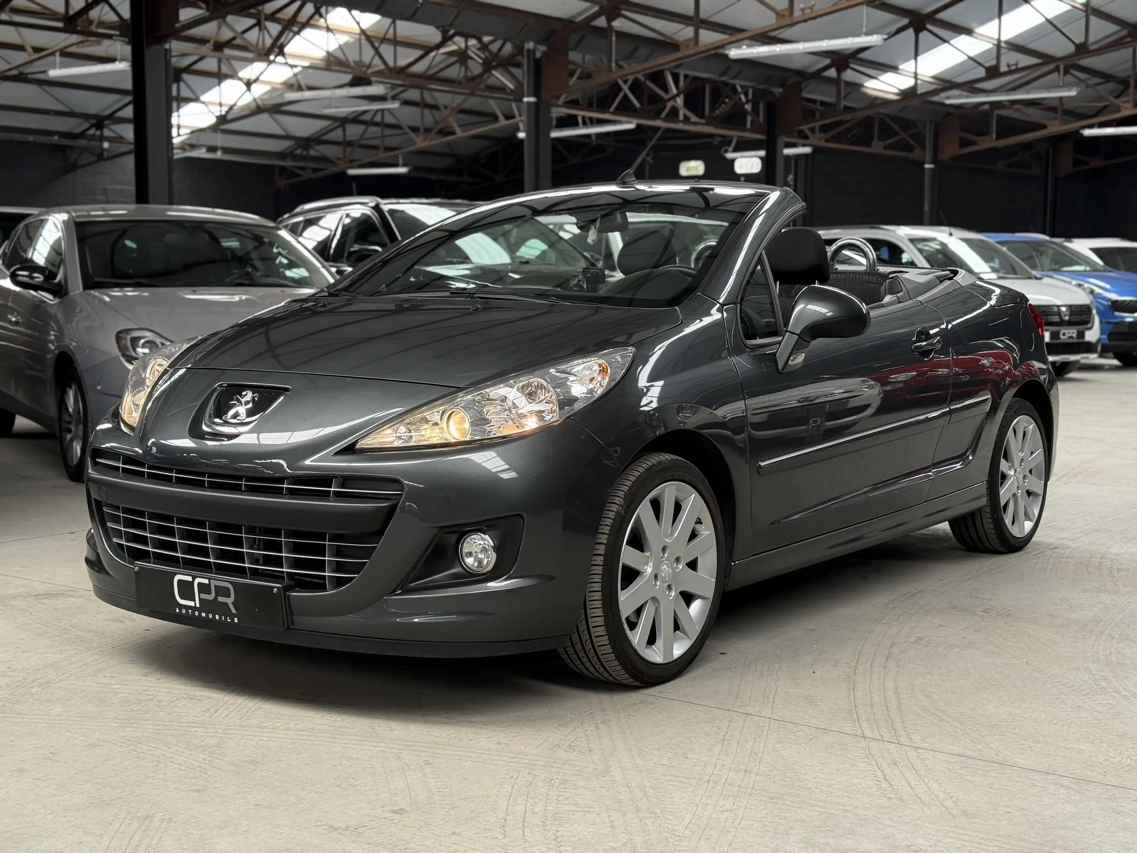 Peugeot 207 CC 1.6i * ECRAN * RADIO * RADAR * CLIM * GARANTIE — photo 2