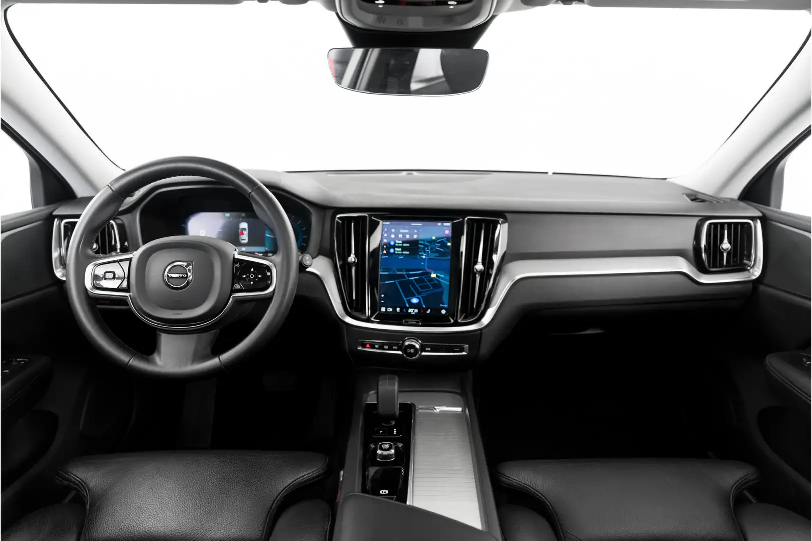 Volvo V60 2.0 B4 Plus Bright Panoramadak Trekhaak Leder Bleu - 2