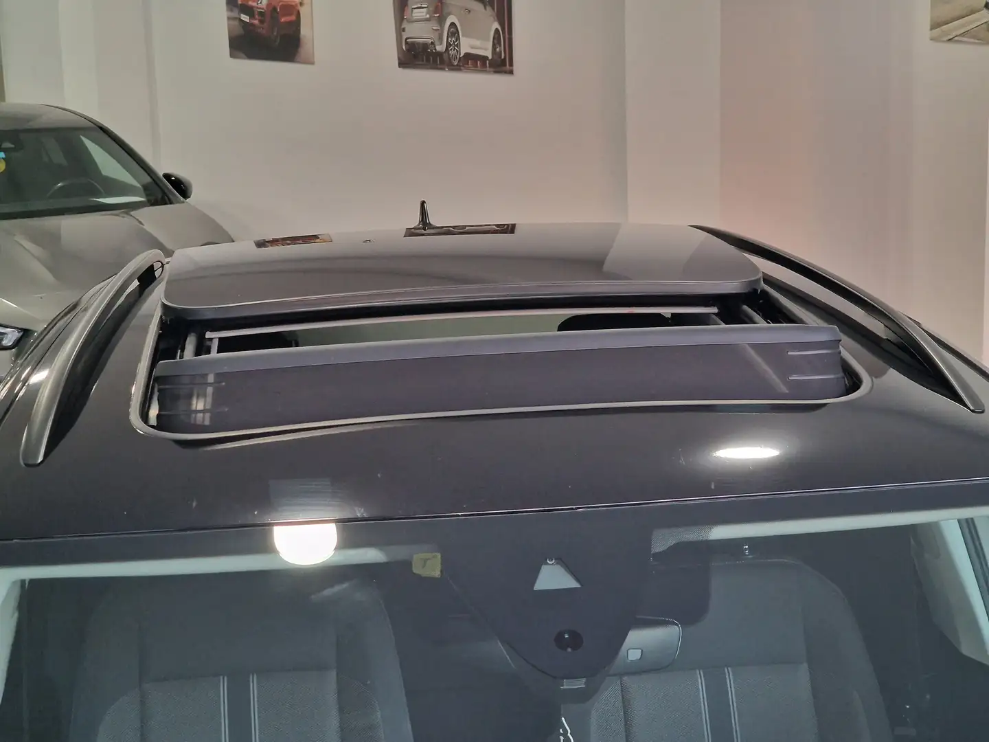 Volkswagen T-Roc T-Roc 2.0 tdi Style 150cv DSG Tetto Bianco - 2