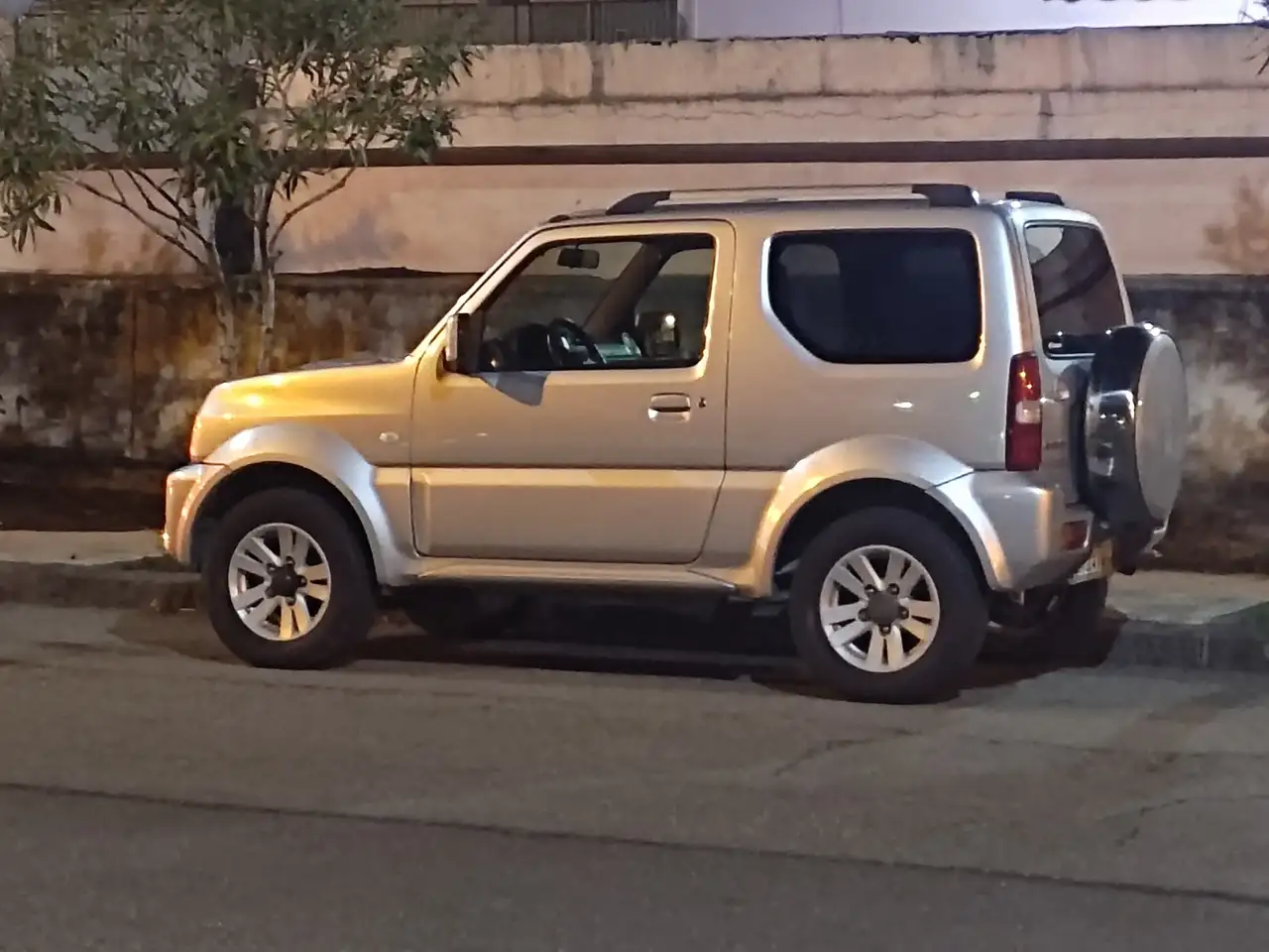 Suzuki Jimny 2004