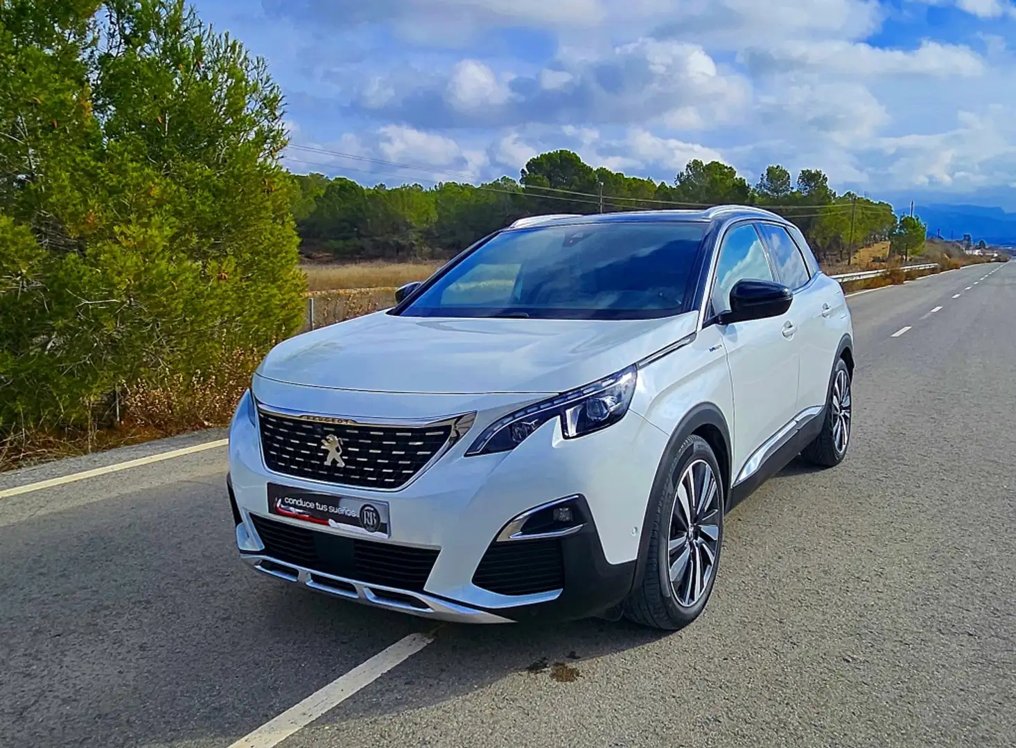 Peugeot 3008 HYB PHEV 300 GT Pack AWD e-EAT8 Blanco - 1