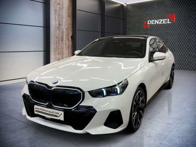 2025 BMW 520
