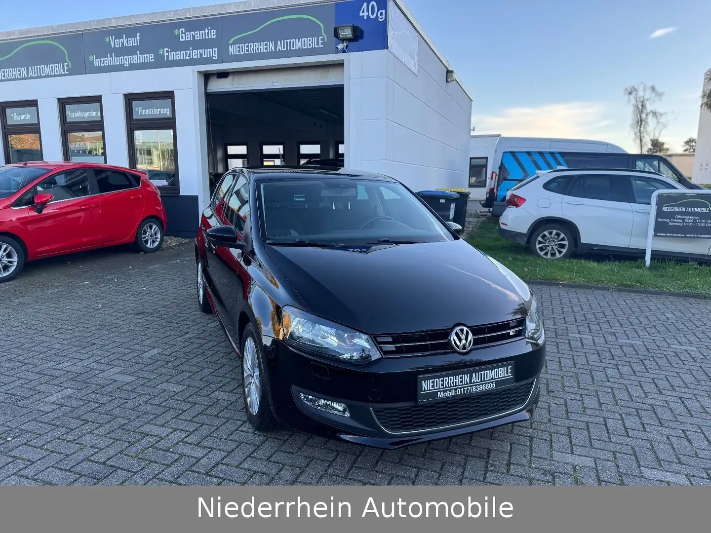Volkswagen Polo V Life 1.Hand+SH+PDC+Tüv&AU Neu+Scheckheft Schwarz - 1