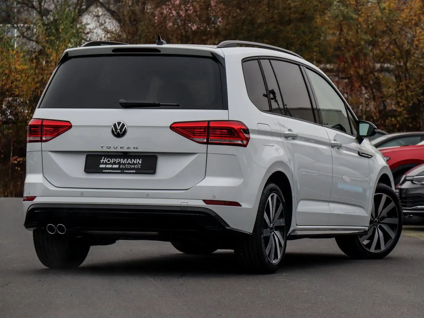Volkswagen Touran Highline R-Line 2.0 TDI DSG Navi DYNAUDIO Weiß - 2