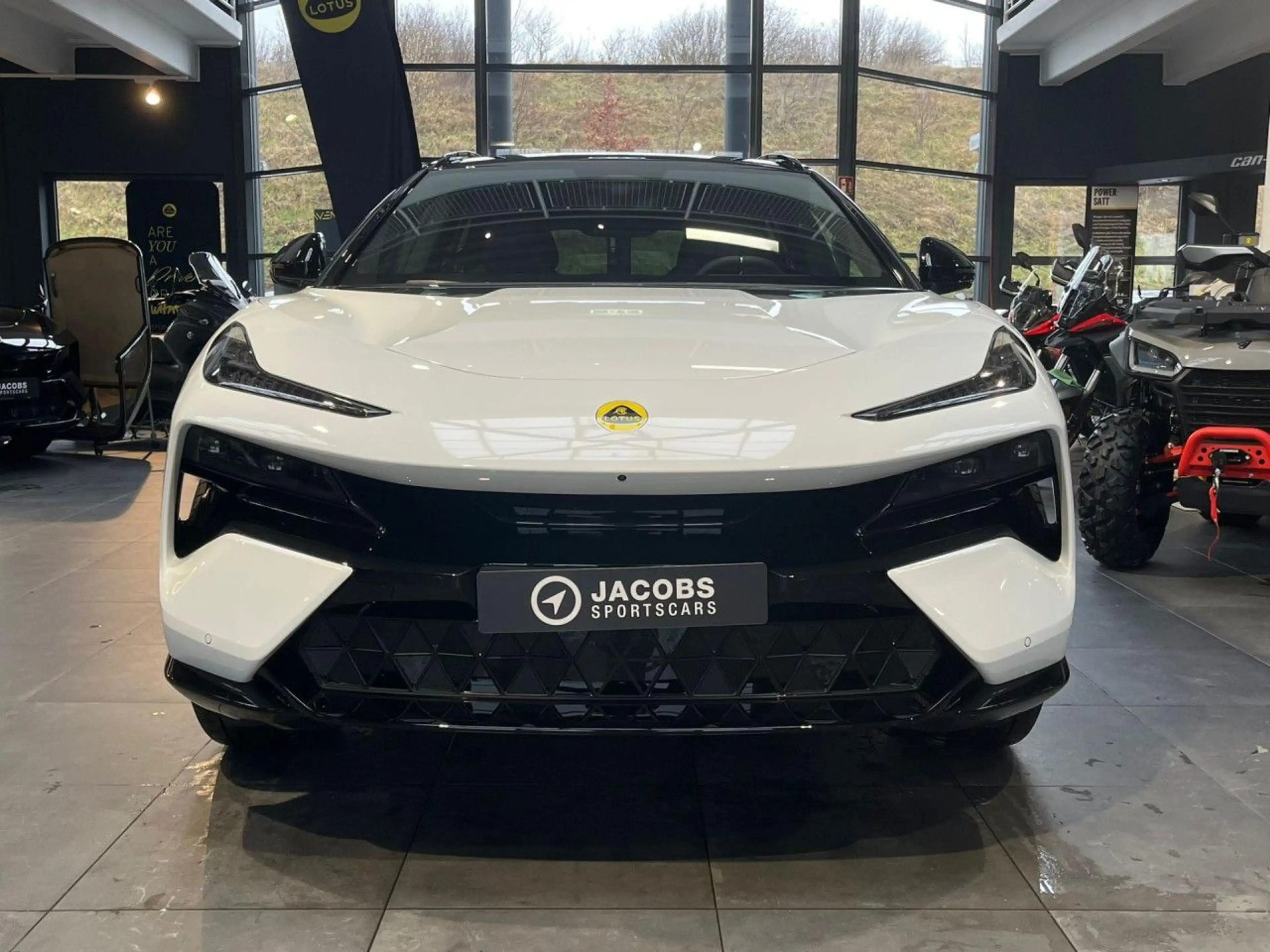 Lotus Eletre Business Edition Turboabschreibung 75% — photo 2