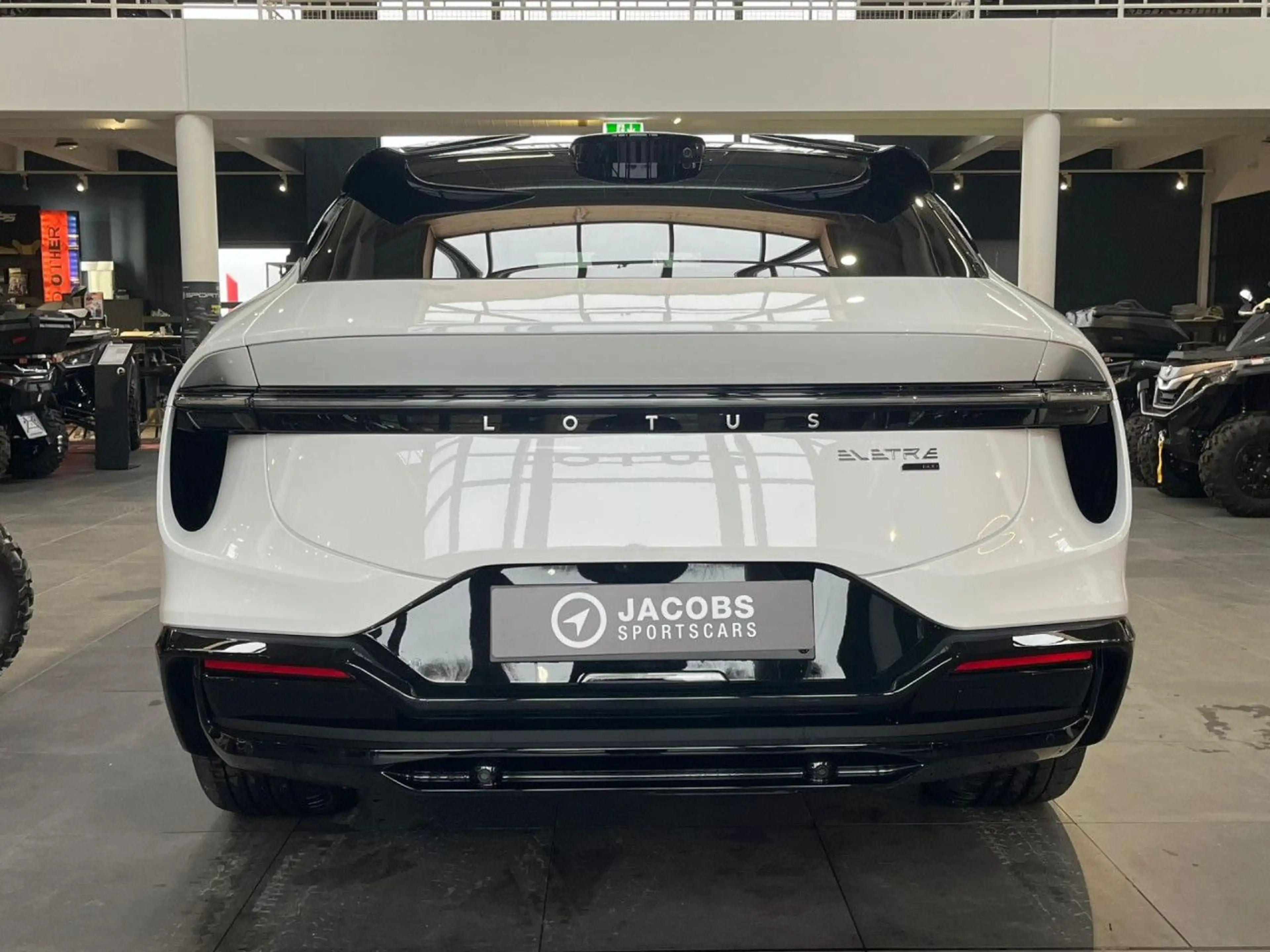 Lotus Eletre Business Edition Turboabschreibung 75% — photo 5