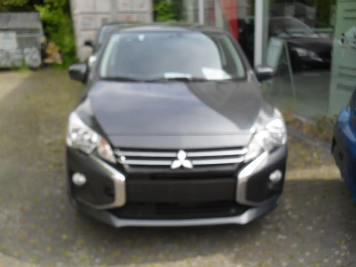 Mitsubishi Space Star Select+ 1.2 MIVEC ClearTec 5-Gang Gris - 1
