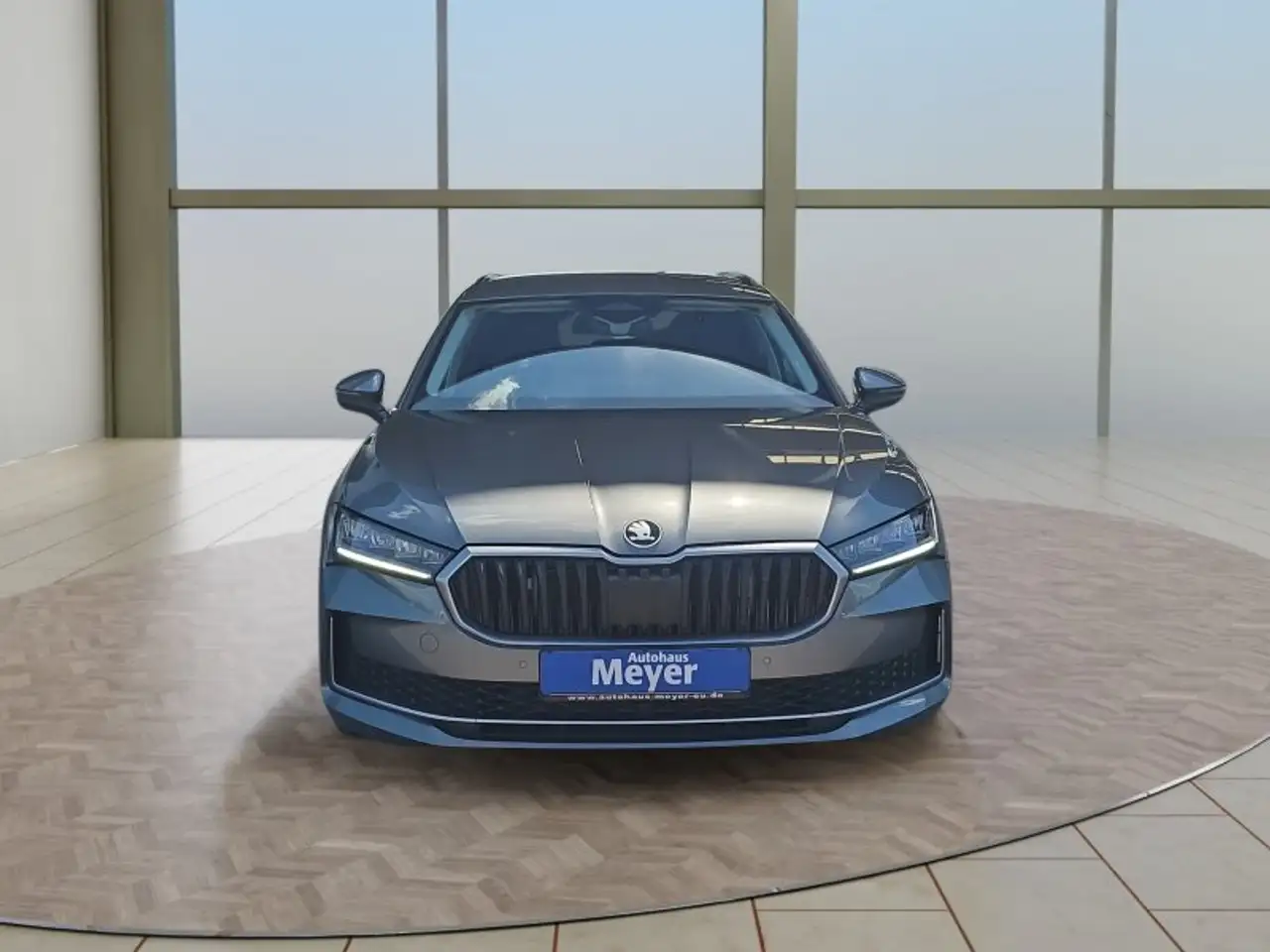 Skoda Superb Combi 2,0TDI DSG Navi/DCC/ACC/Kamera/Sitzhz., миниатюра 9