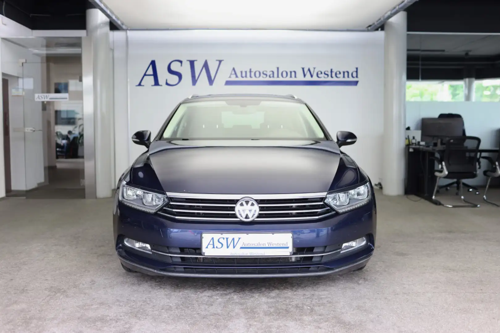 Volkswagen Passat Variant 2,0 TDI HIGHLINE BMT ACC Bleu - 2