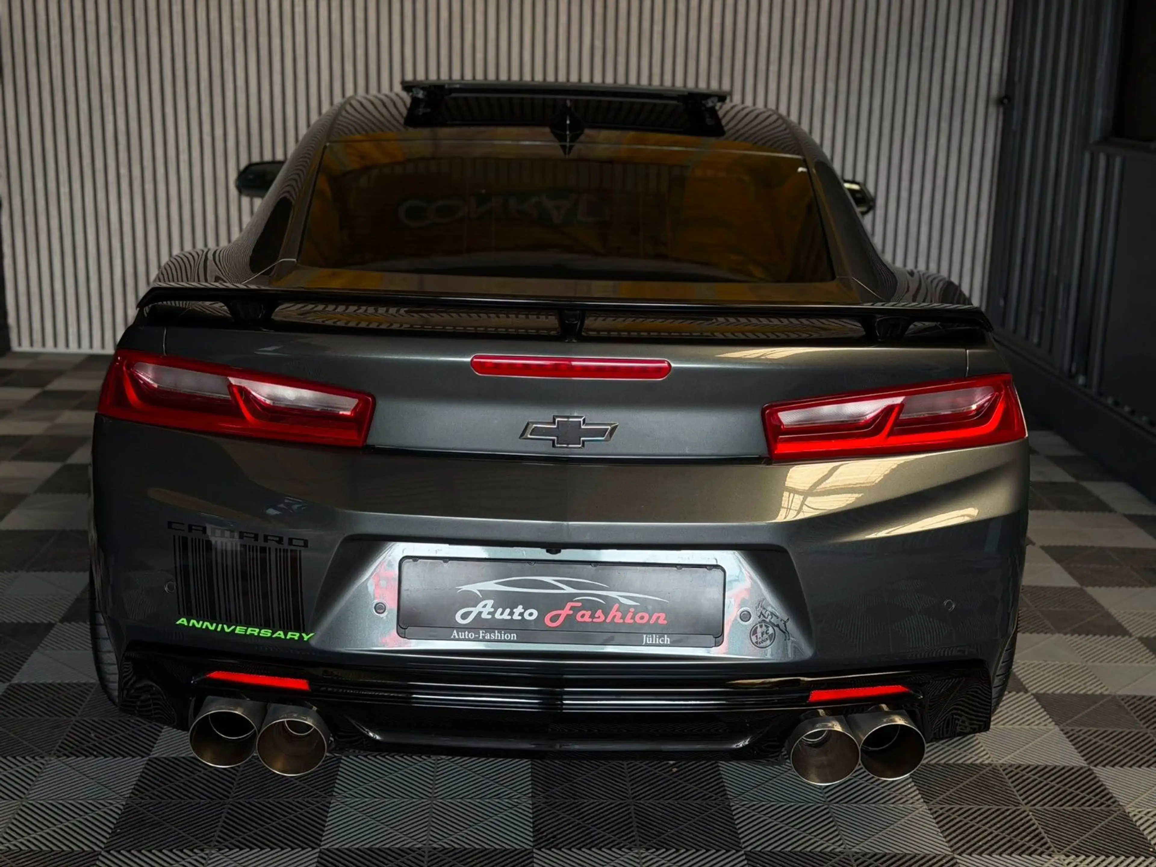 Chevrolet Camaro Coupé V8 50th Anniversary Edition Grail A — photo 8