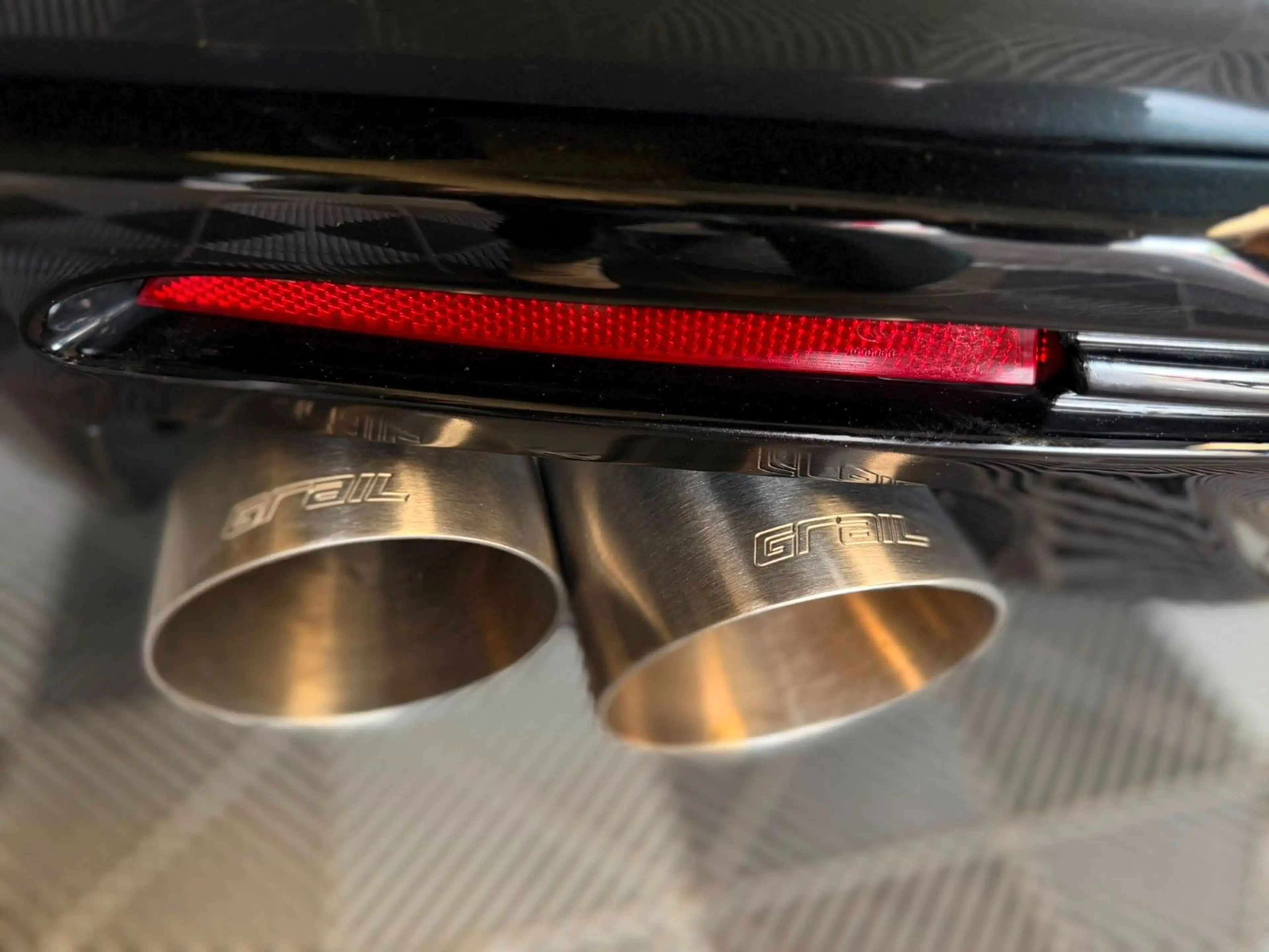 Chevrolet Camaro Coupé V8 50th Anniversary Edition Grail A — photo 10